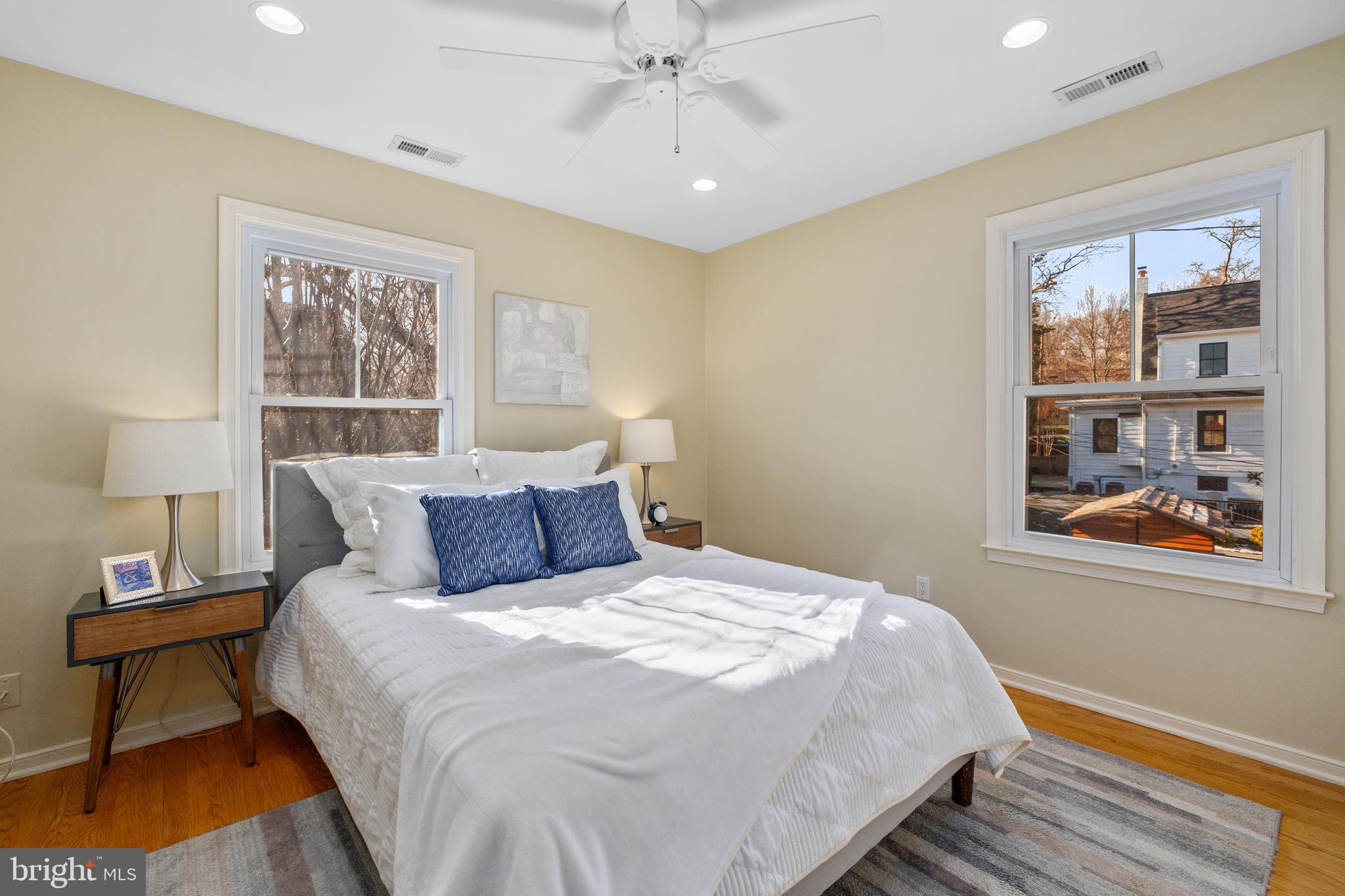 ROSEMONT - Residential