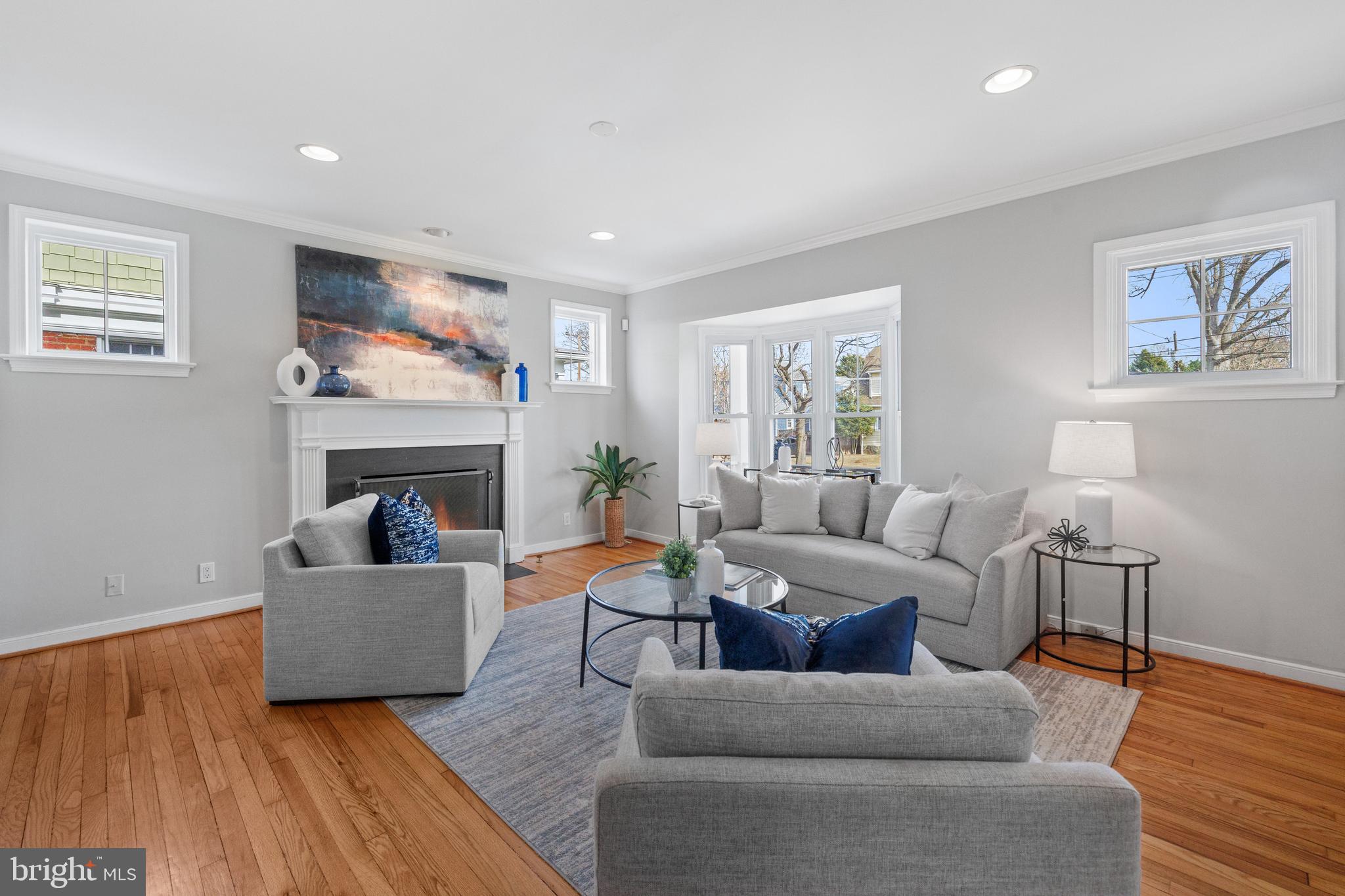 ROSEMONT - Residential