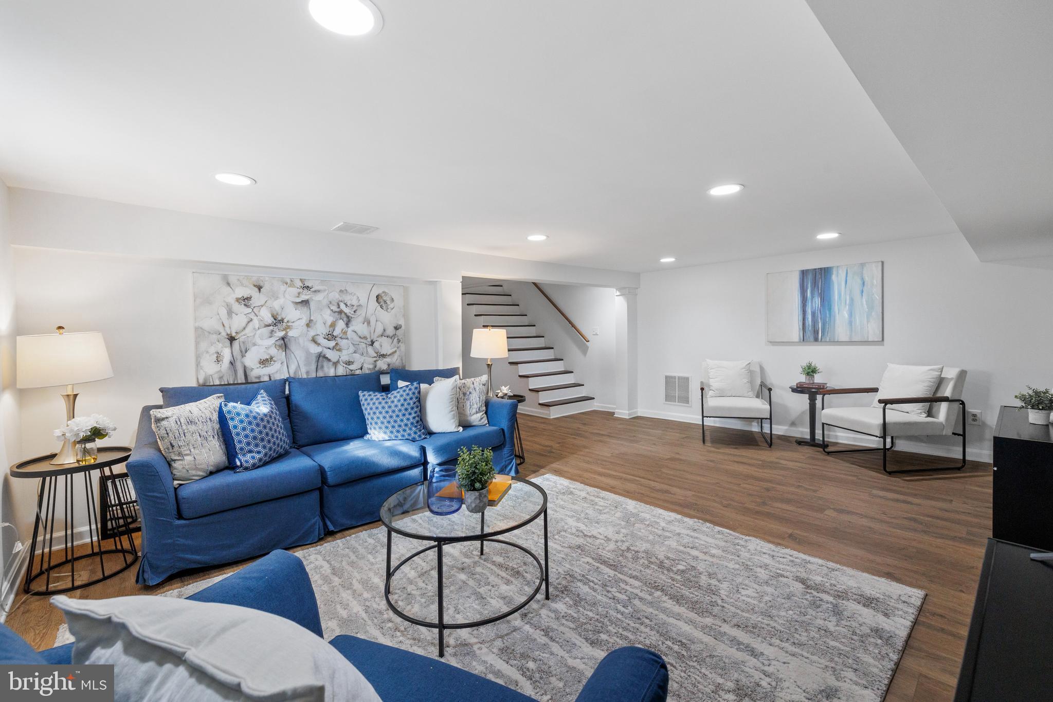 ROSEMONT - Residential