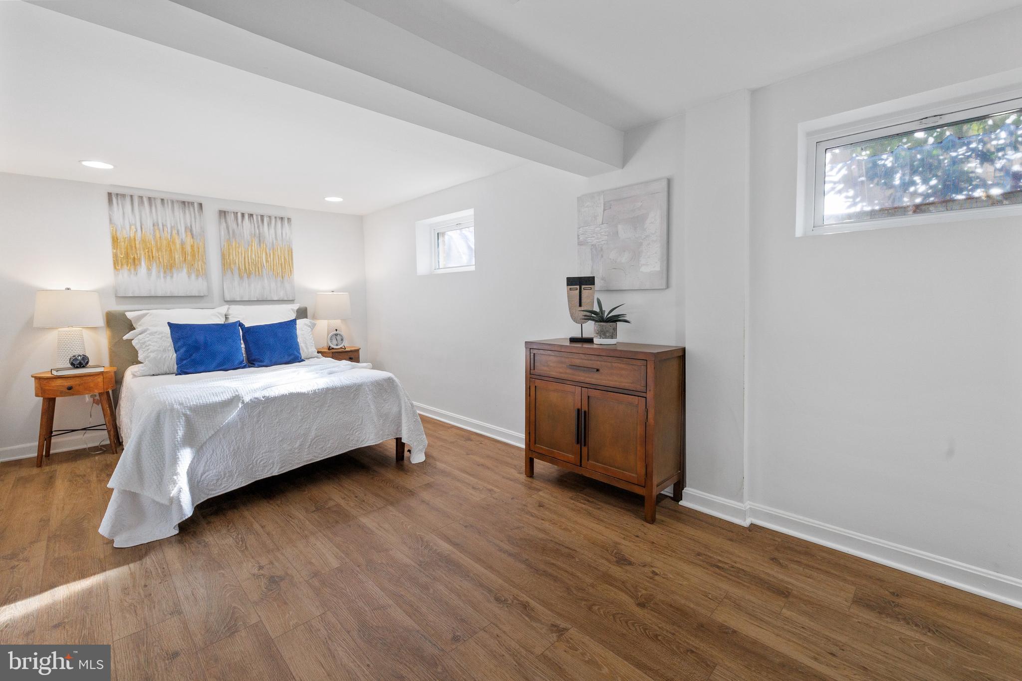 ROSEMONT - Residential