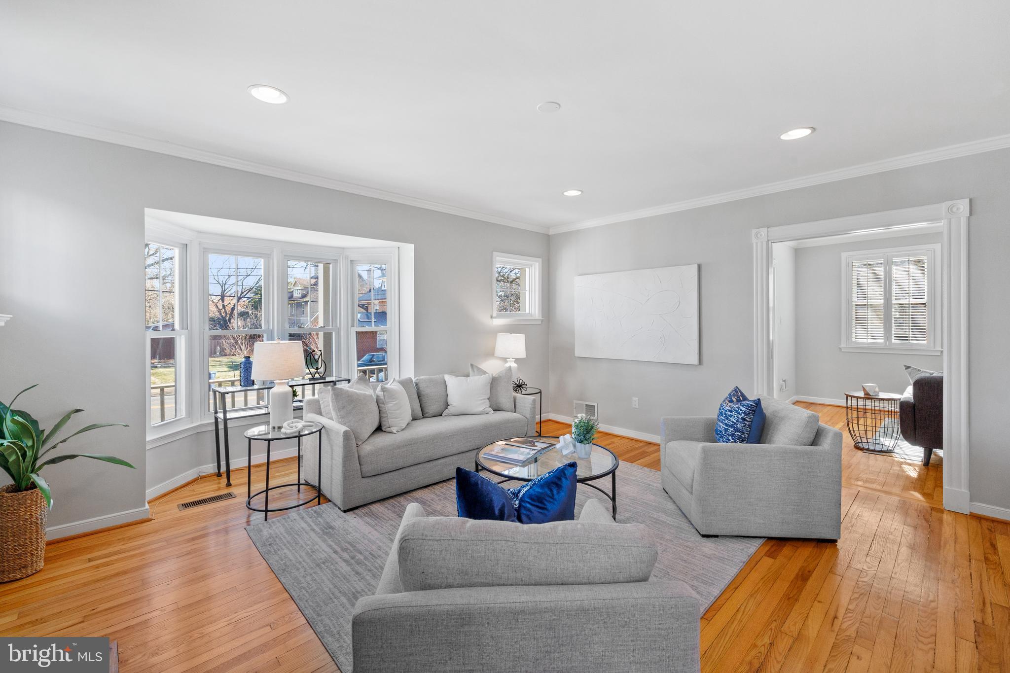 ROSEMONT - Residential