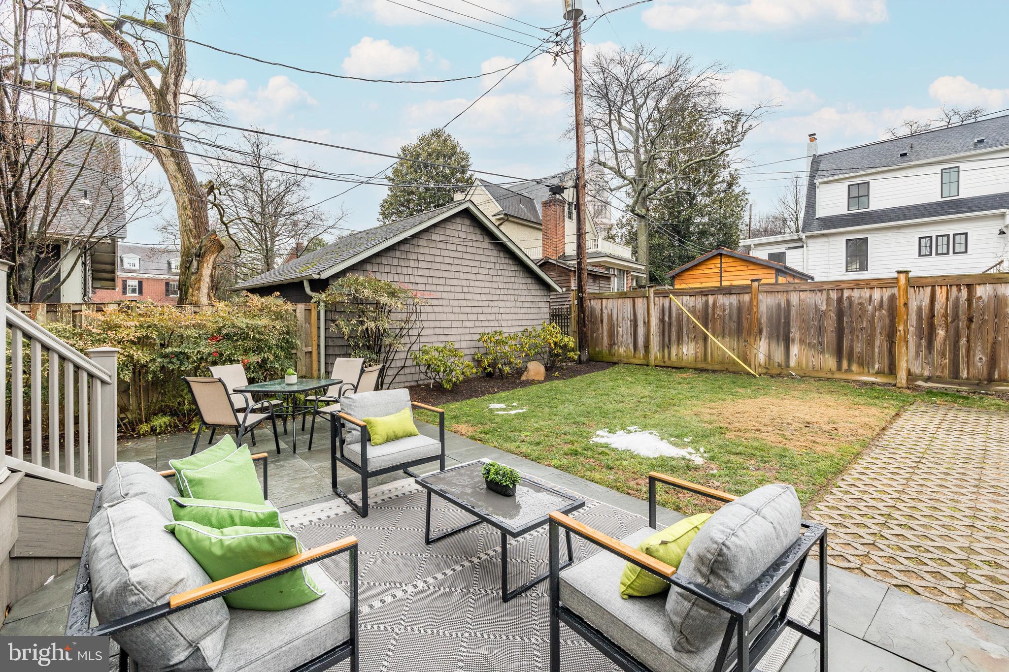 ROSEMONT - Residential