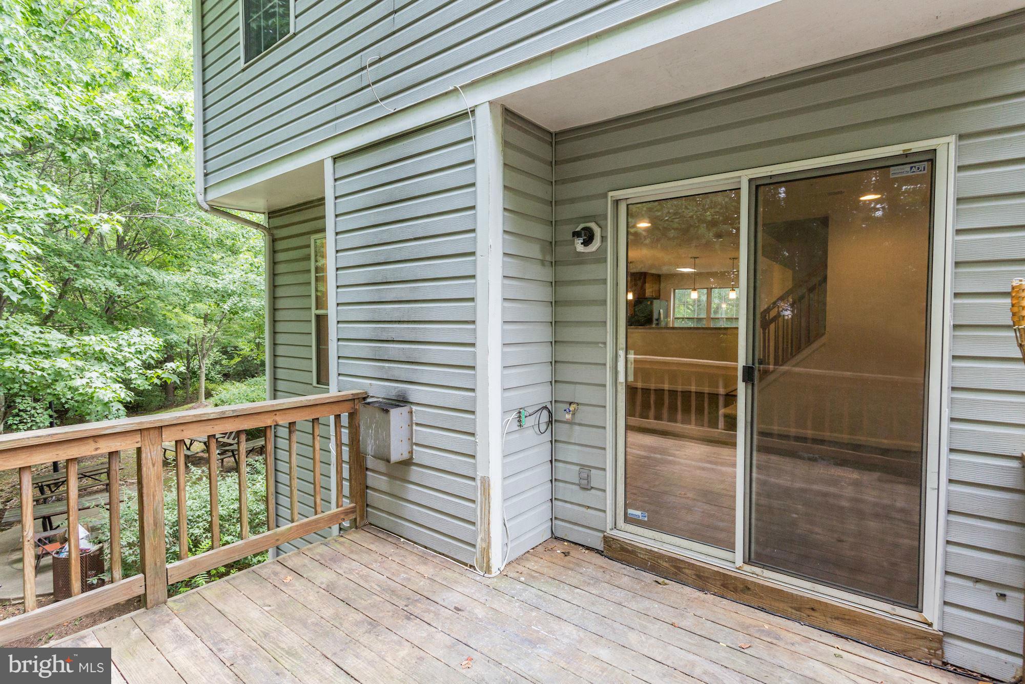 HILL OAKS CONDO PHASE 1- - Residential