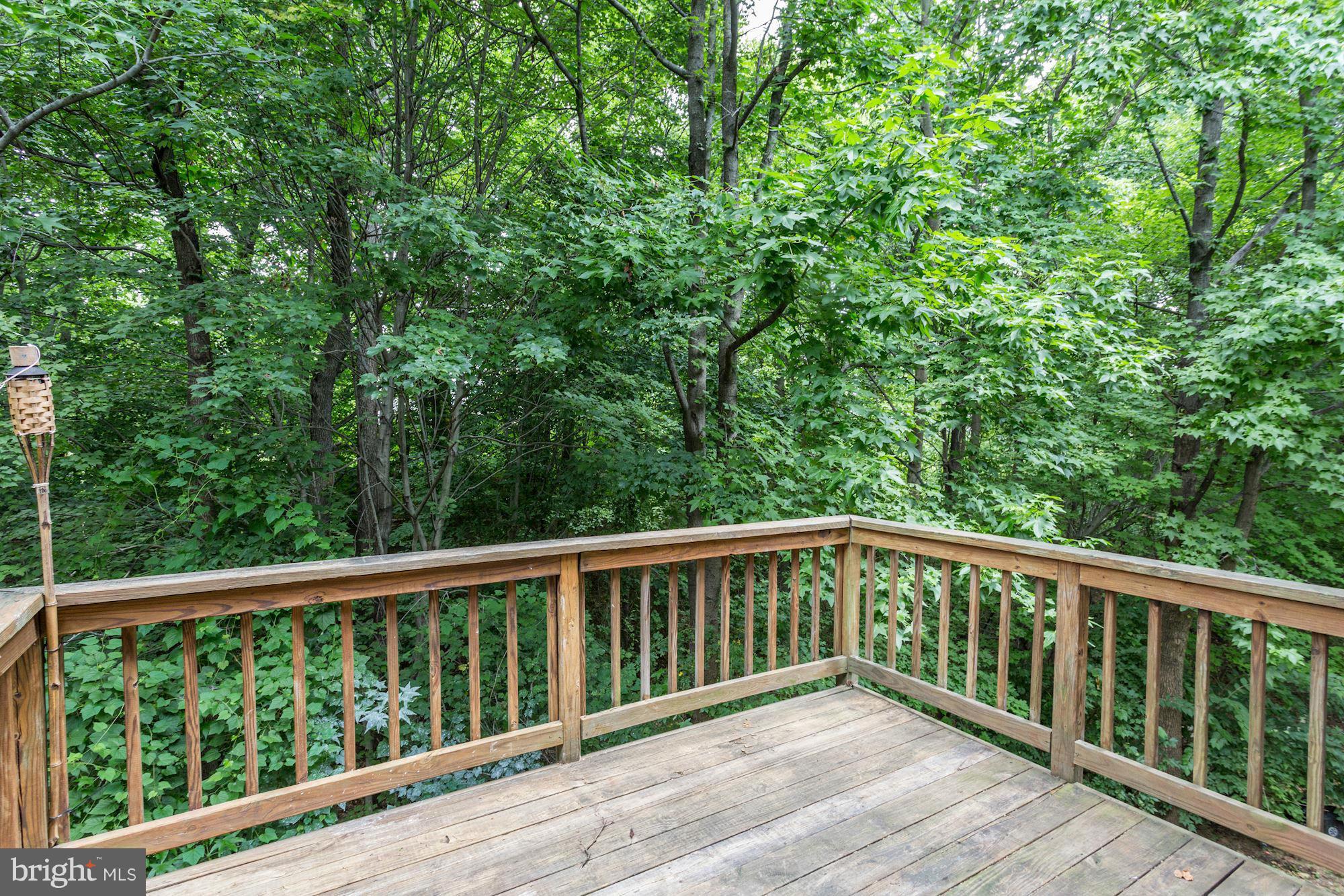 HILL OAKS CONDO PHASE 1- - Residential