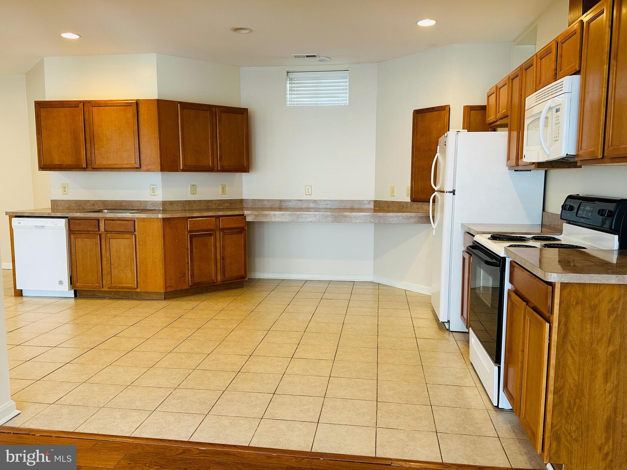 46658 BREANNES LANE C