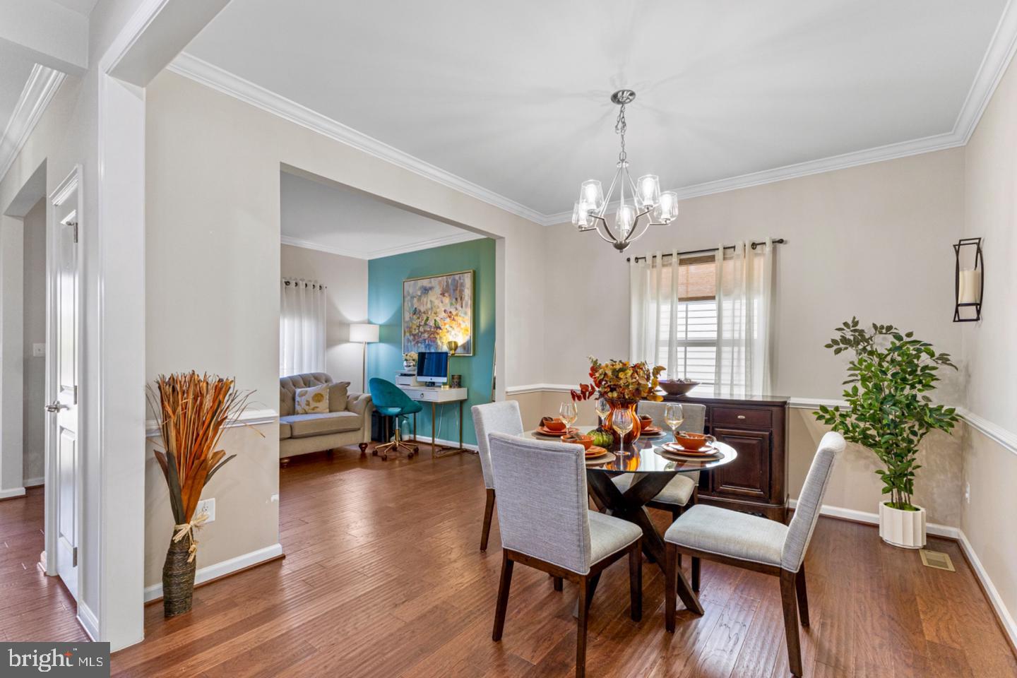 4557 COTSWOLD MANOR LOOP