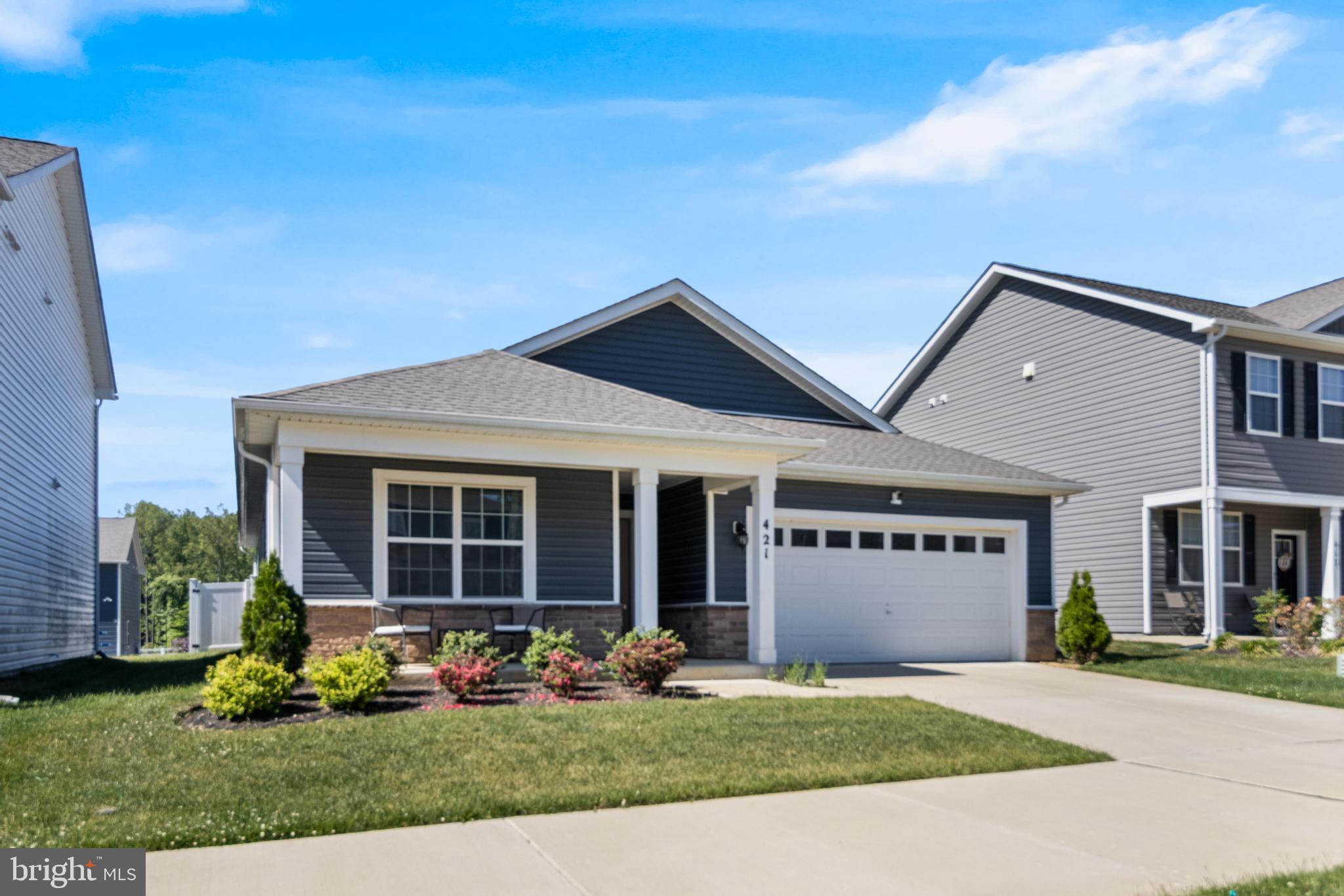 421 MOSSY GROVE LN