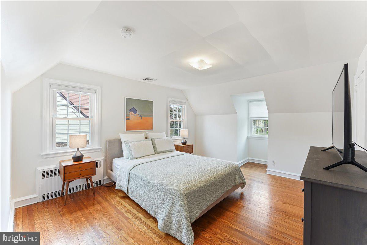 PADDOCK FARMS - Residential