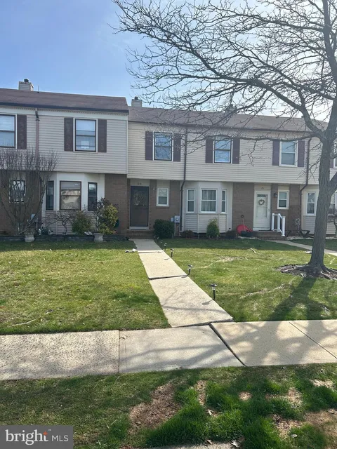 22 Daisy Court, Sayreville, NJ MLS: NJMX2008982