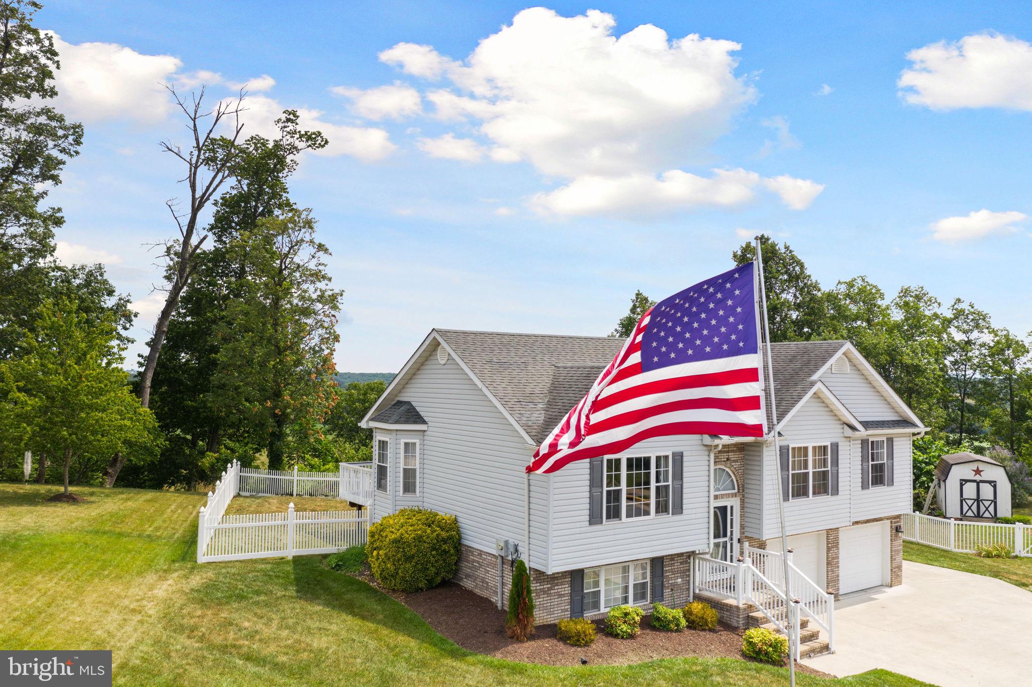 DAVIS STRASBURG - Residential