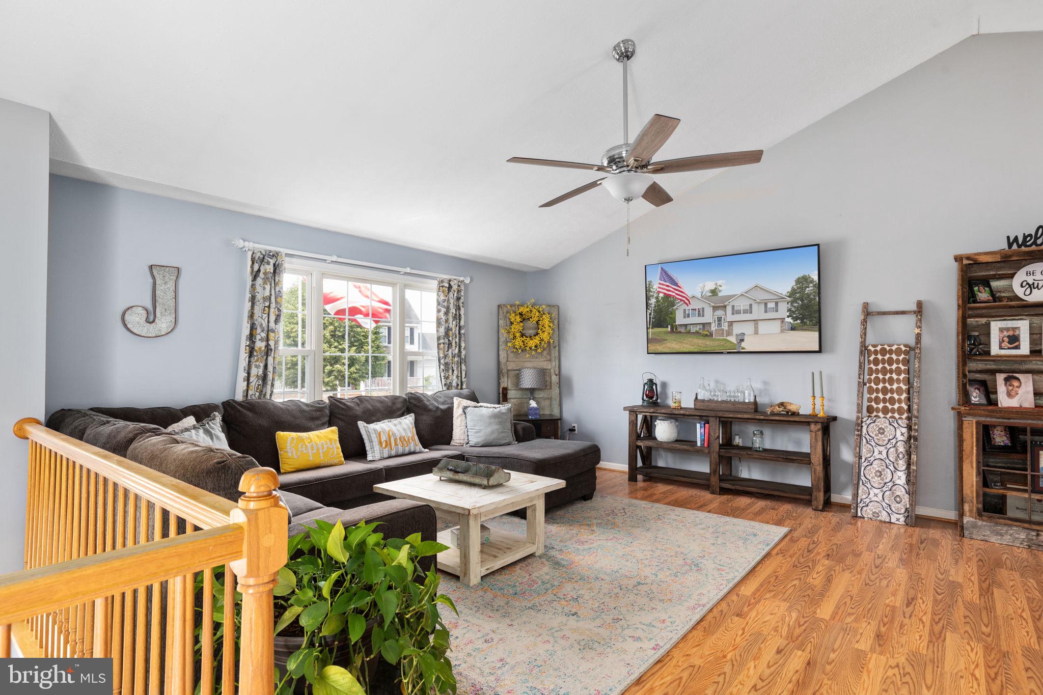 DAVIS STRASBURG - Residential