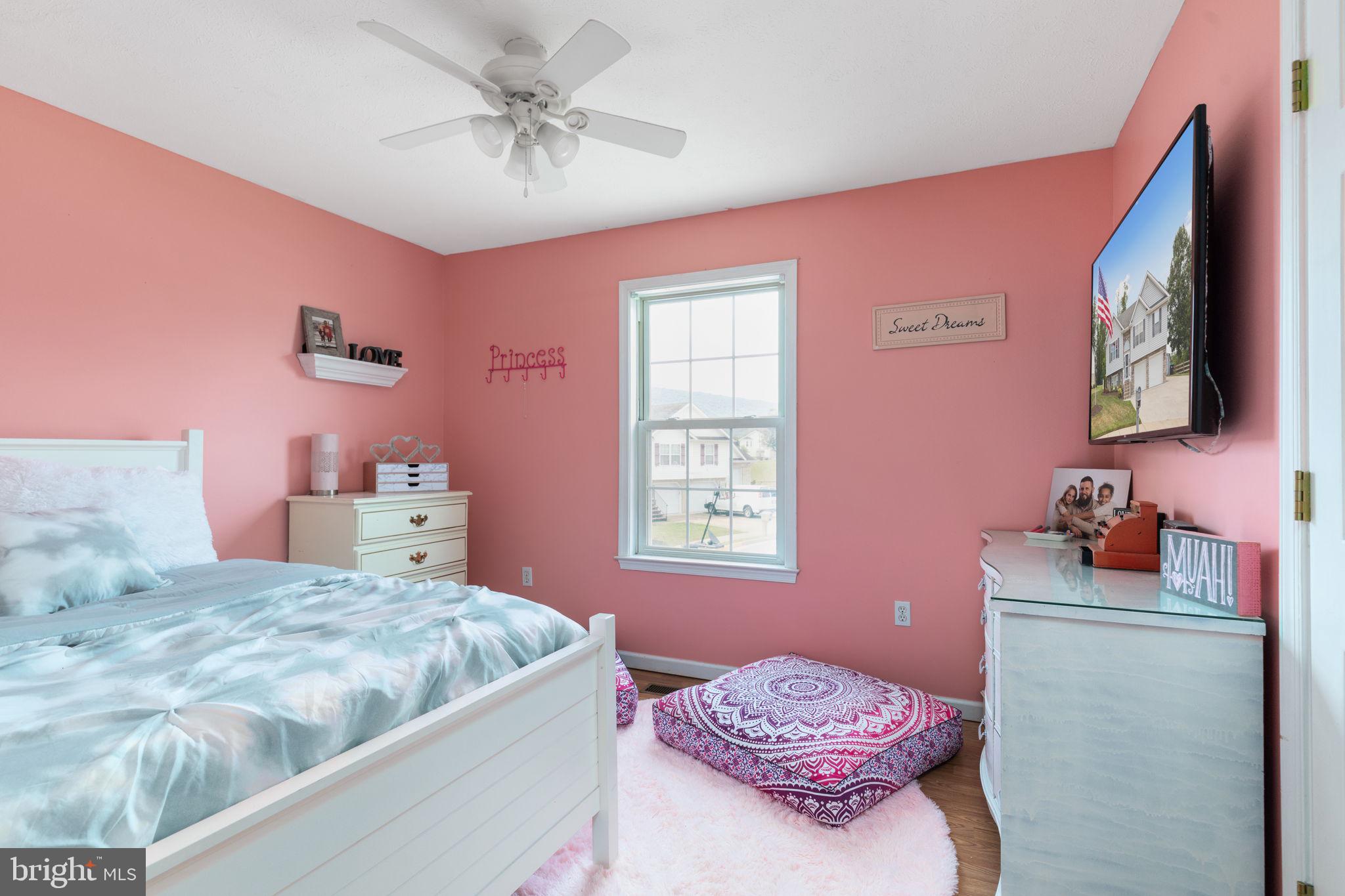 DAVIS STRASBURG - Residential