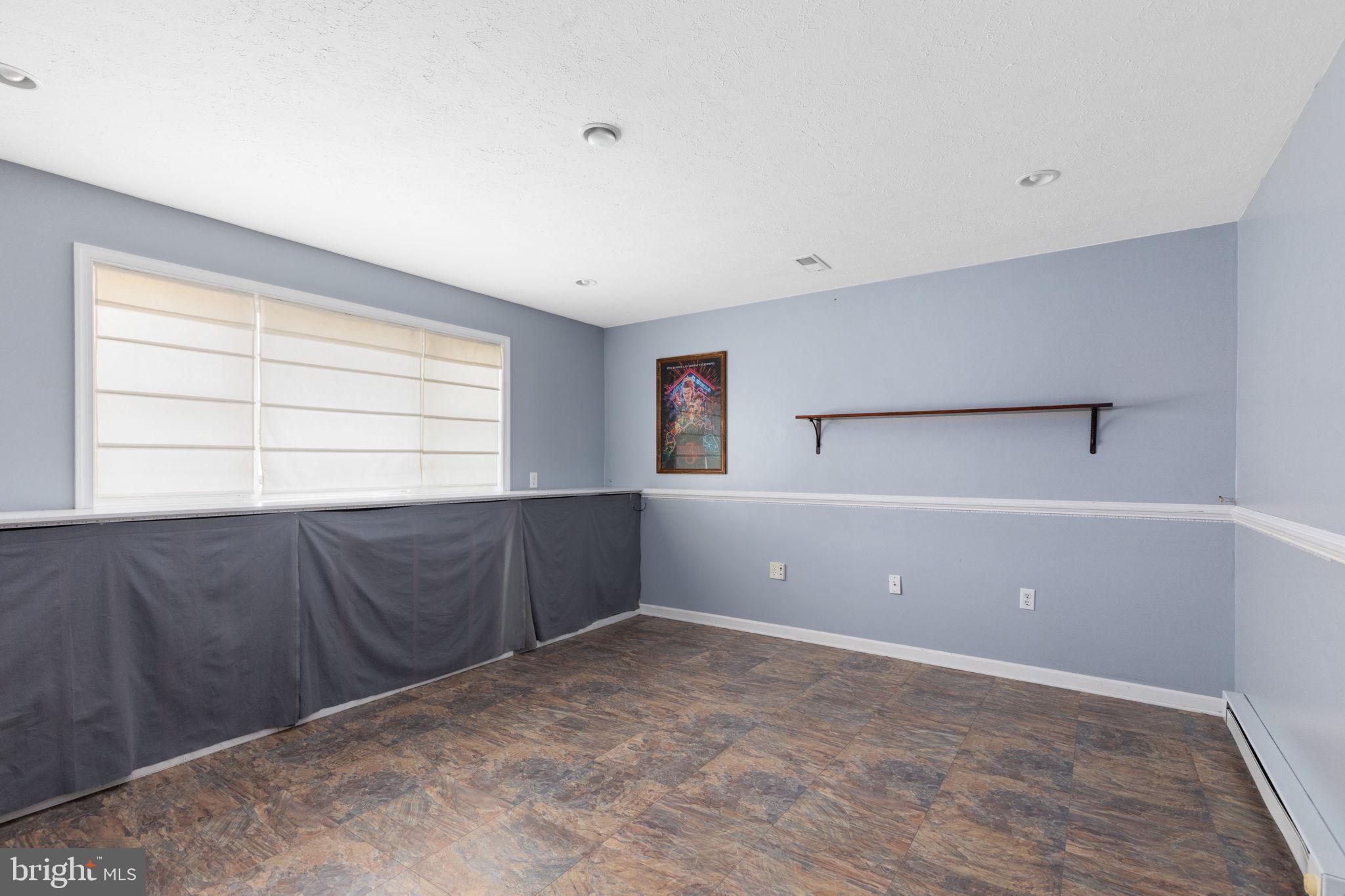 DAVIS STRASBURG - Residential