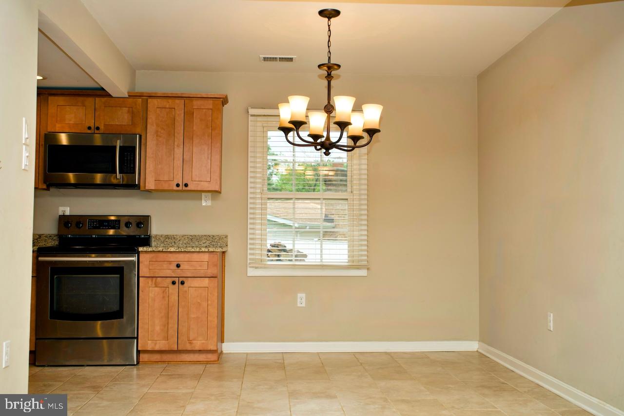 FOUR SEASONS ESTATES - Residential