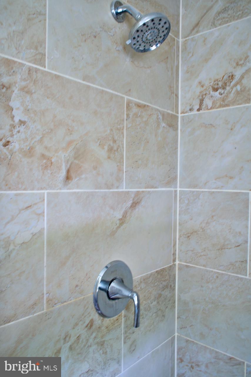 FOUR SEASONS ESTATES - Residential