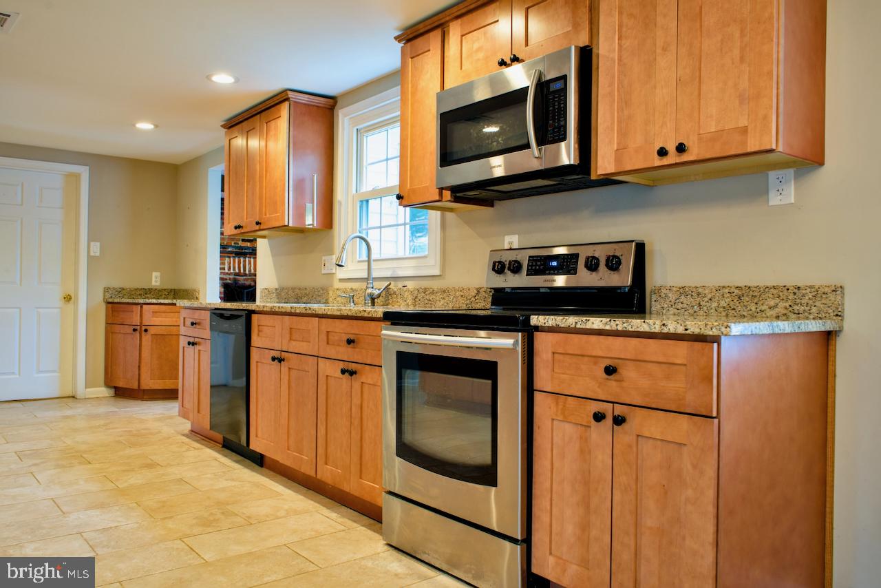 FOUR SEASONS ESTATES - Residential
