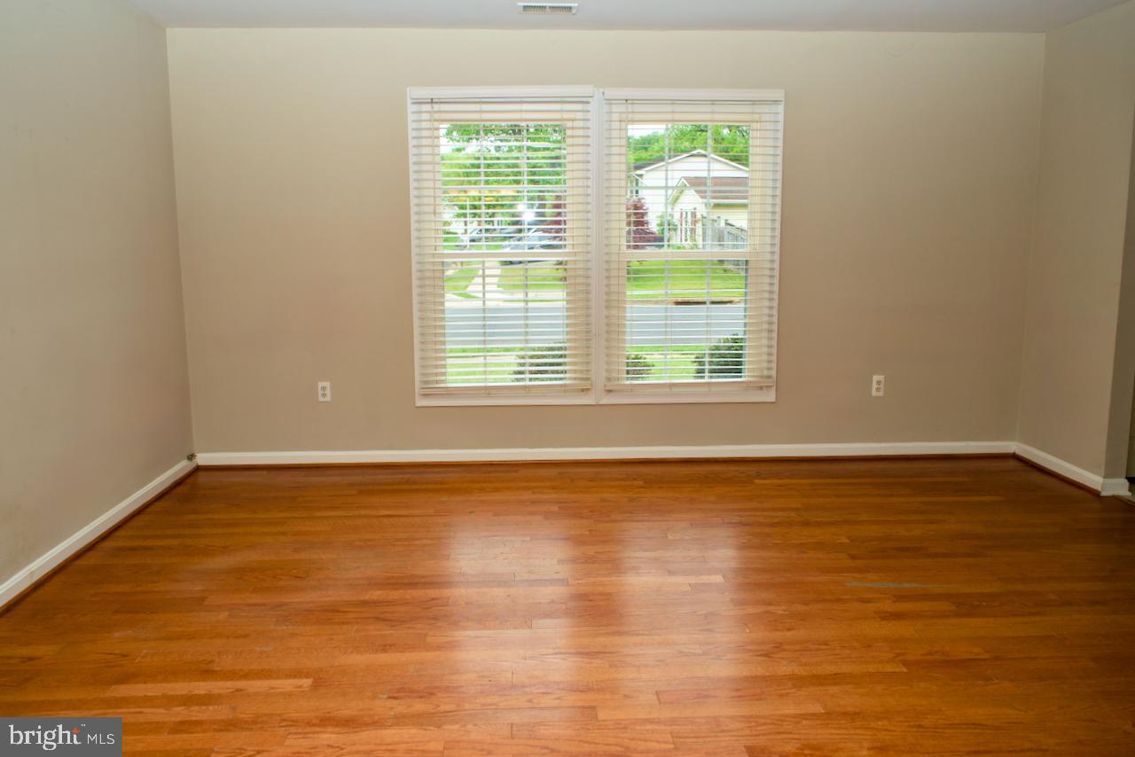 FOUR SEASONS ESTATES - Residential