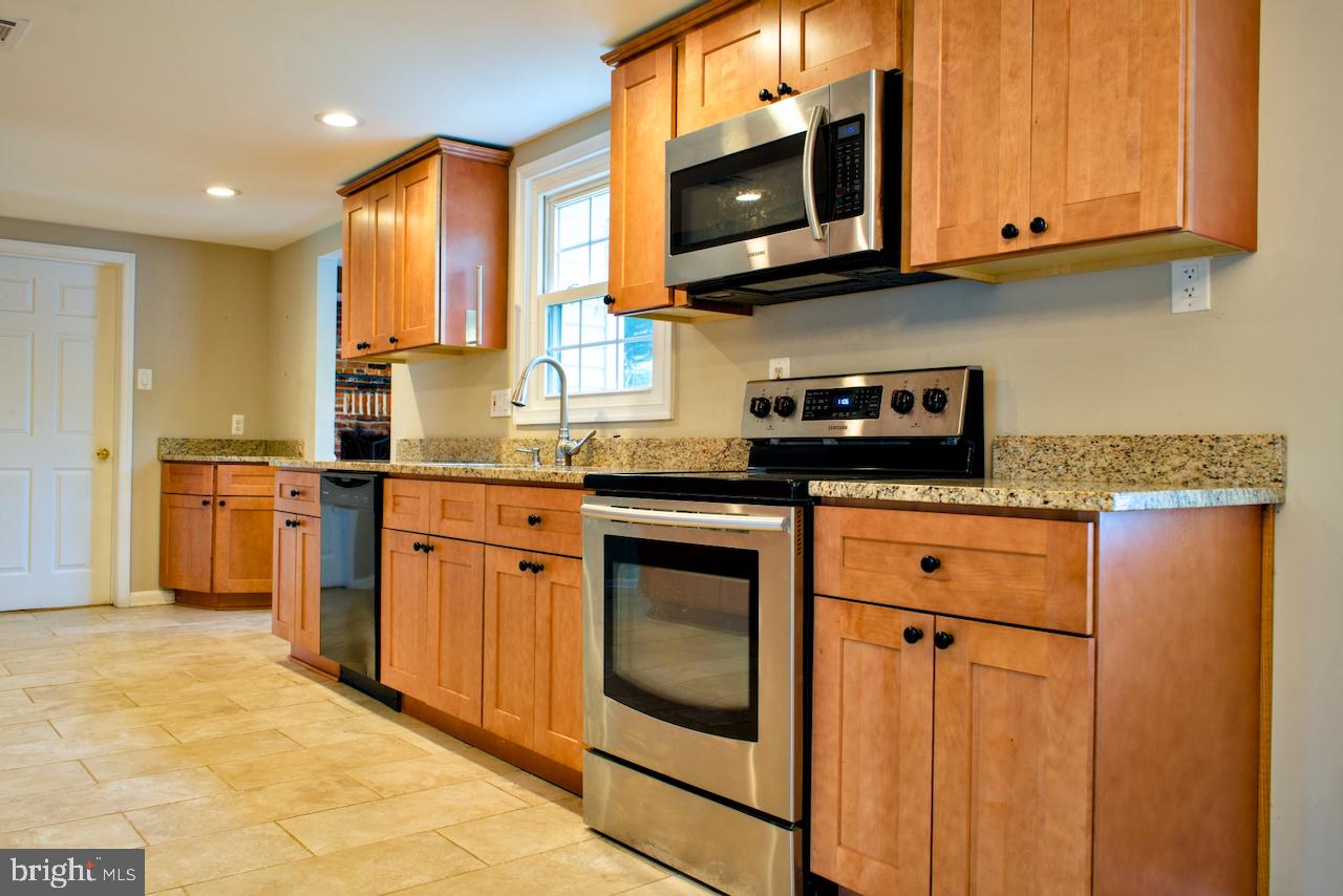 FOUR SEASONS ESTATES - Residential
