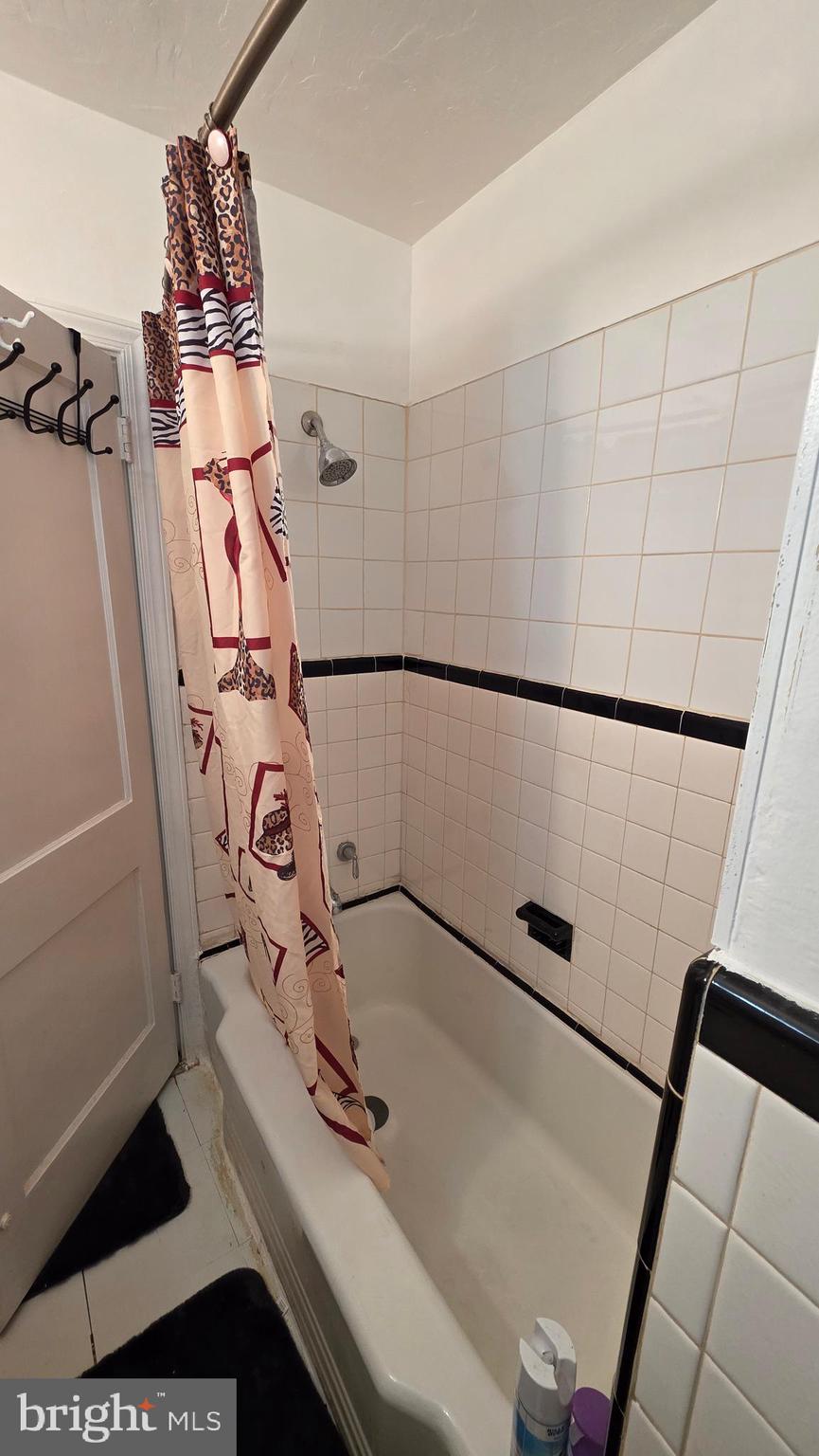 YEADON - Residential