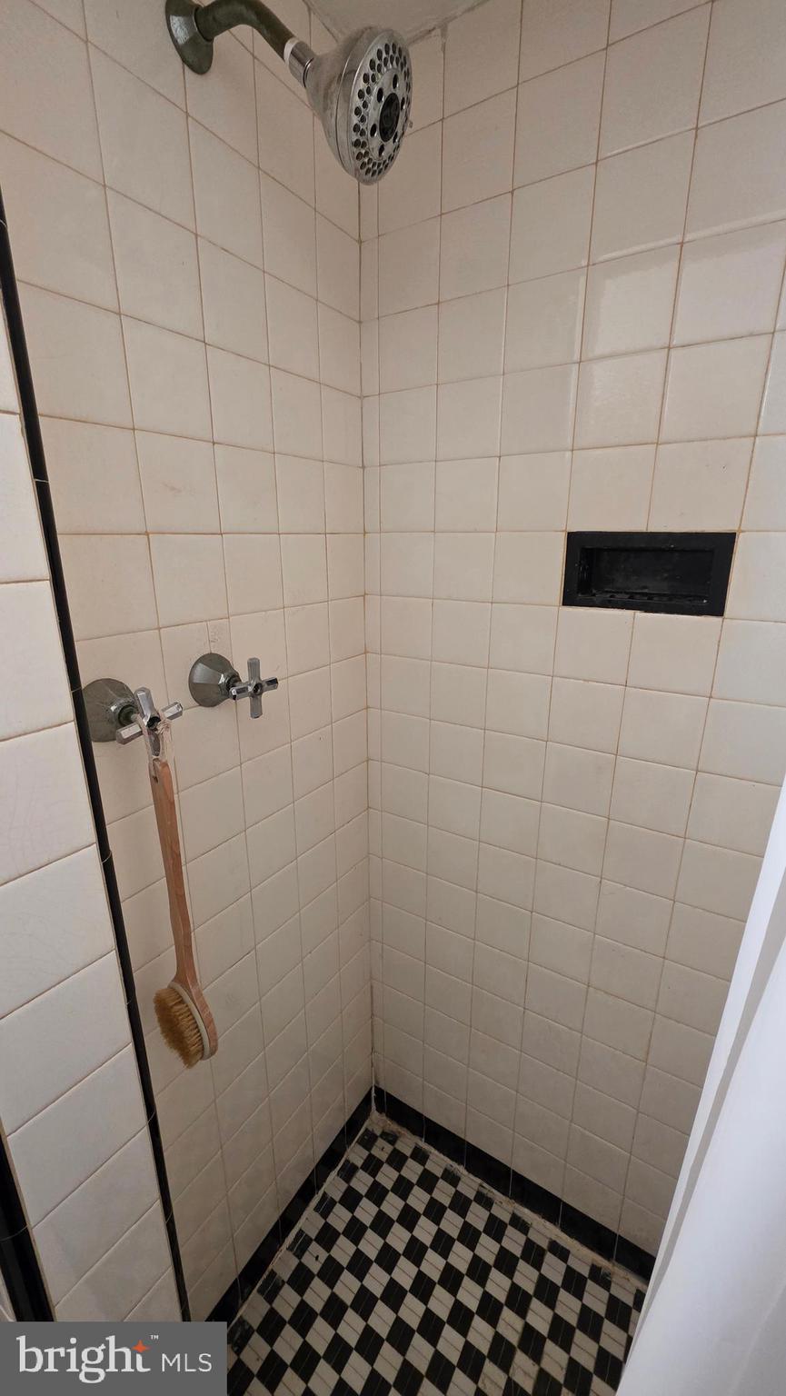 YEADON - Residential