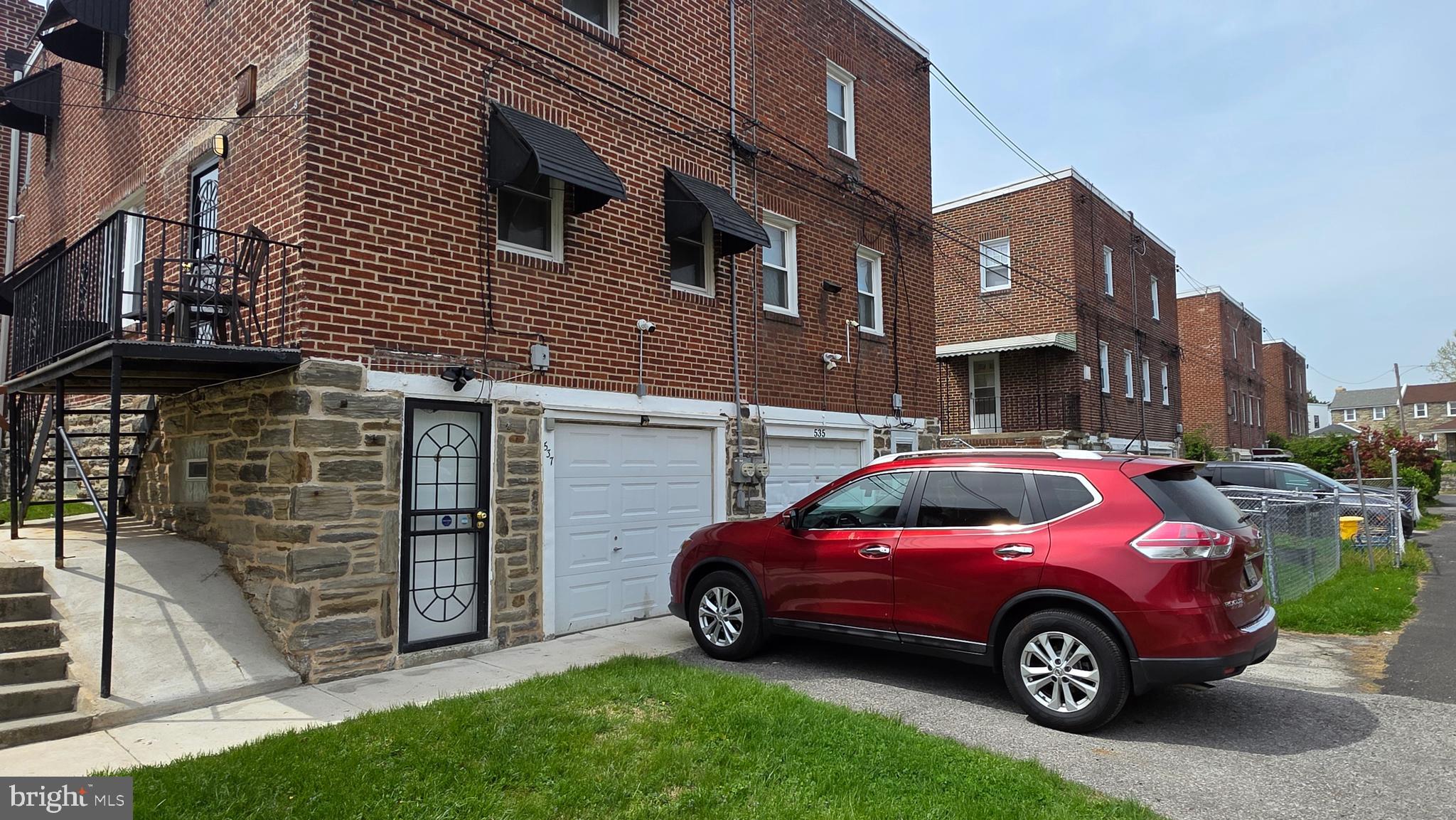 YEADON - Residential