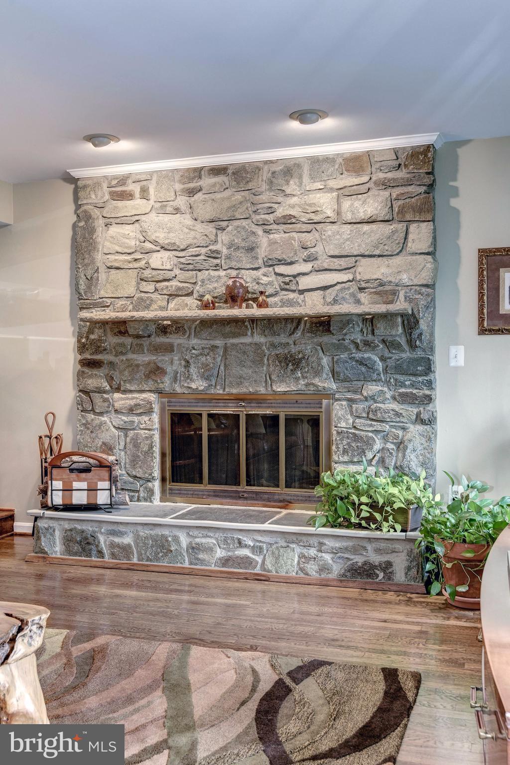 MAZZA WOODS - Residential