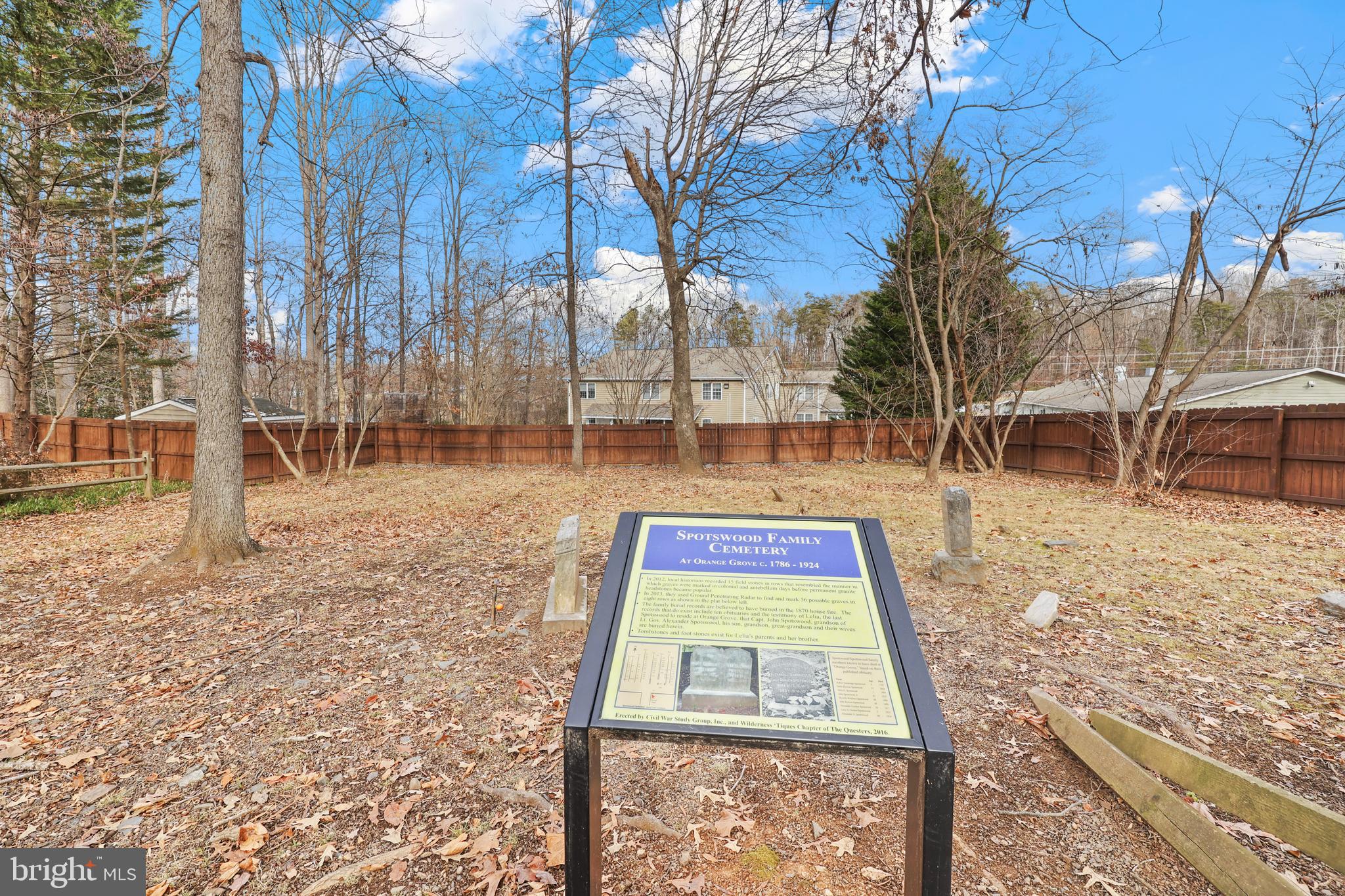 LAKE OF THE WOODS - Residential