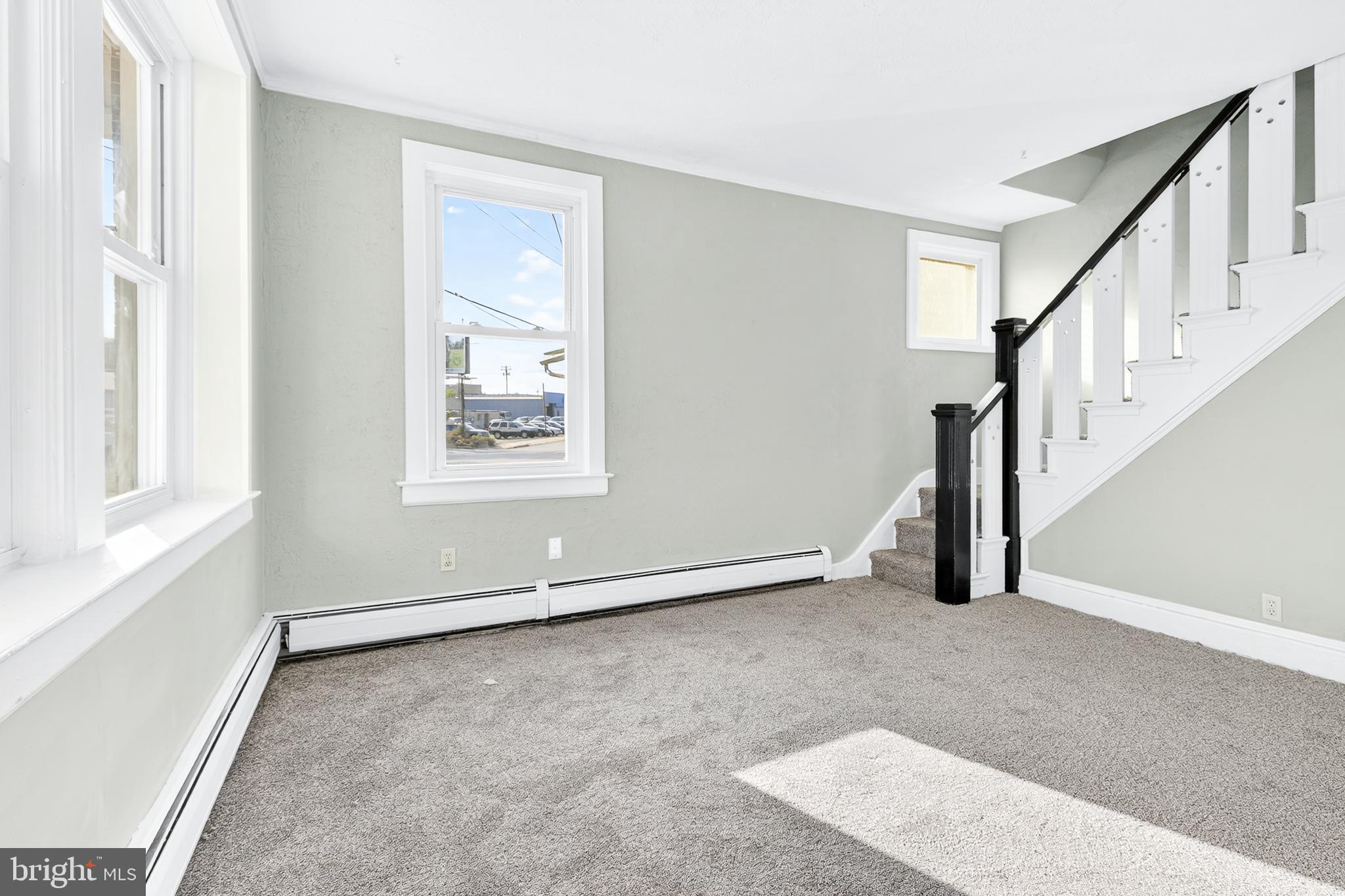 827 ROOSEVELT AVENUE