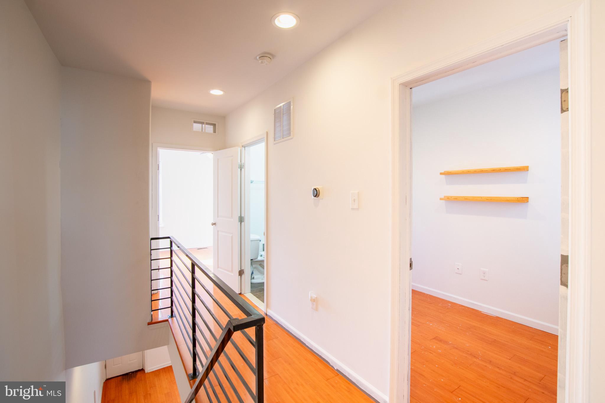 POINT BREEZE - Residential Lease