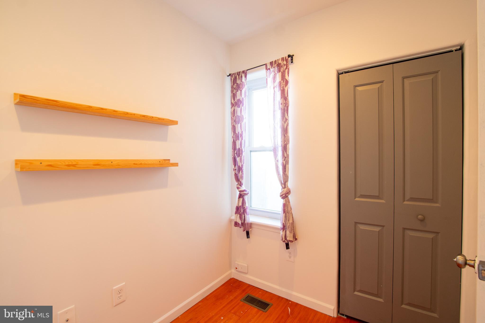 POINT BREEZE - Residential Lease