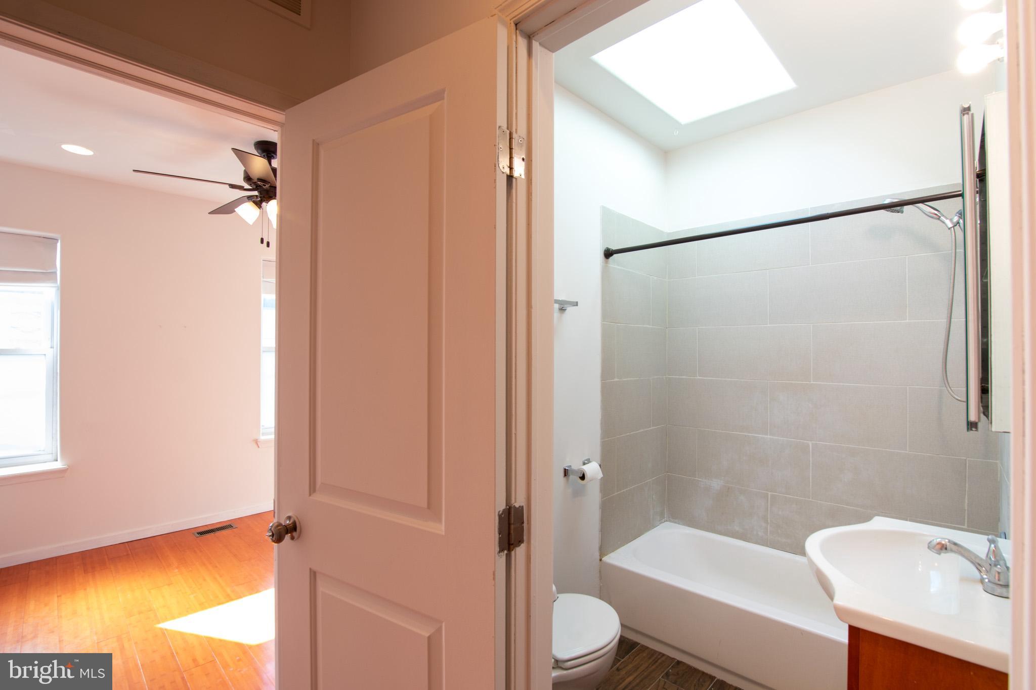 POINT BREEZE - Residential Lease