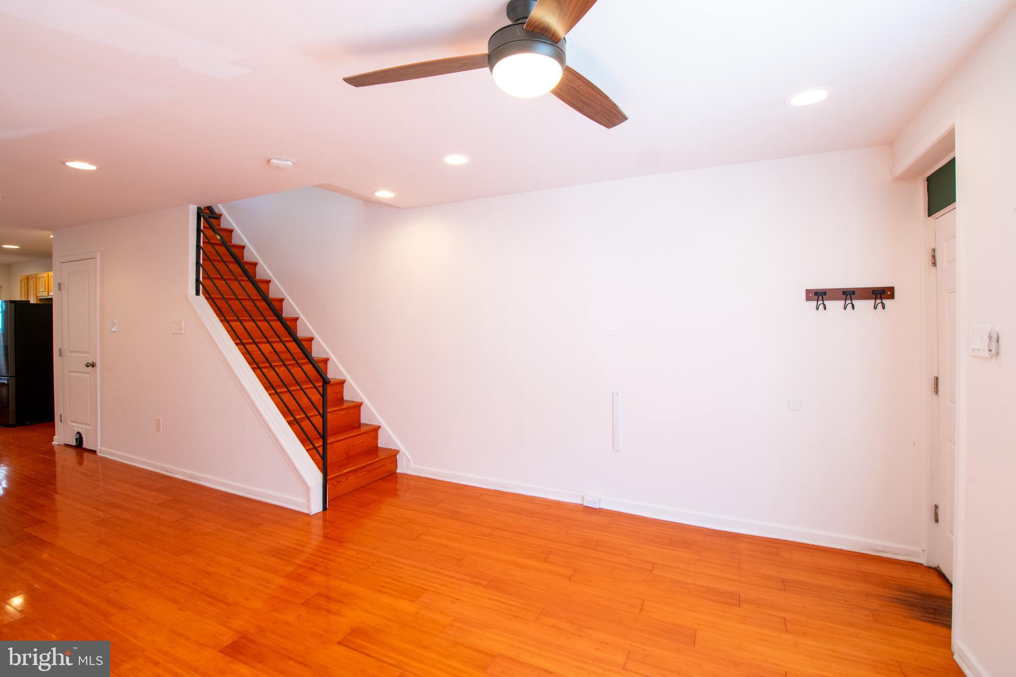 POINT BREEZE - Residential Lease