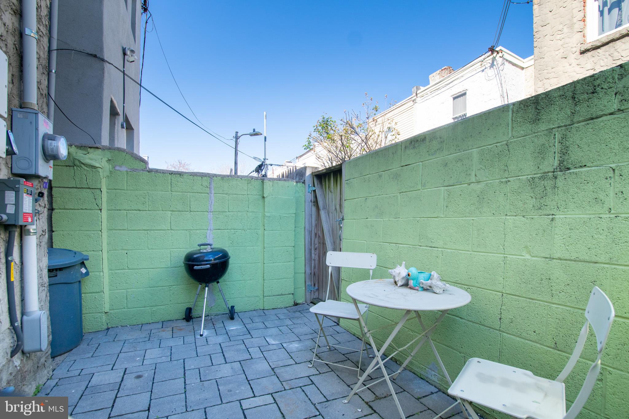 POINT BREEZE - Residential Lease