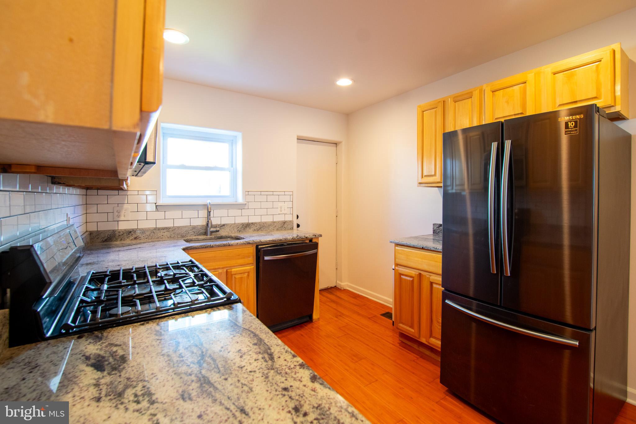 POINT BREEZE - Residential Lease