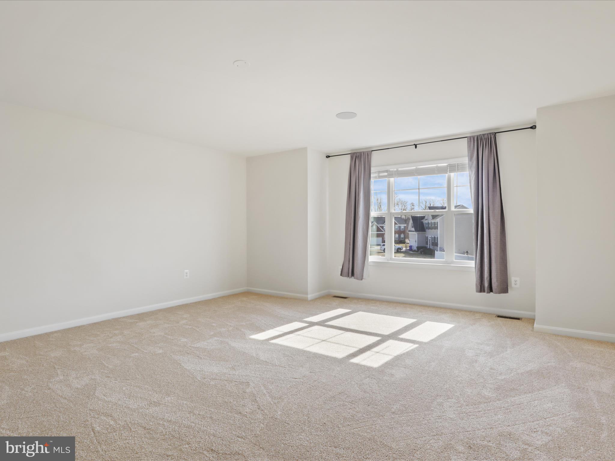 EAGLES POINTE WEST - Residential