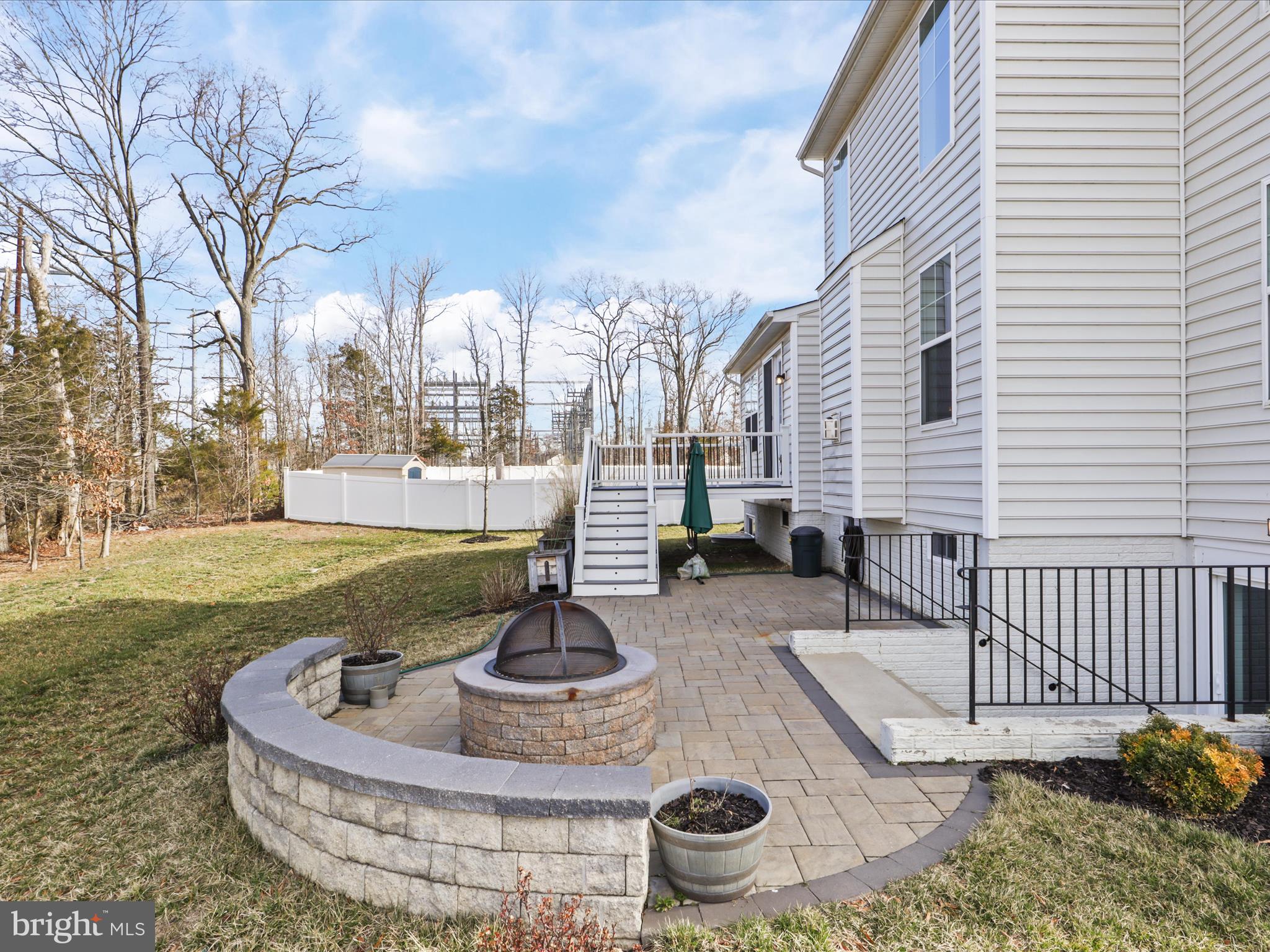 EAGLES POINTE WEST - Residential