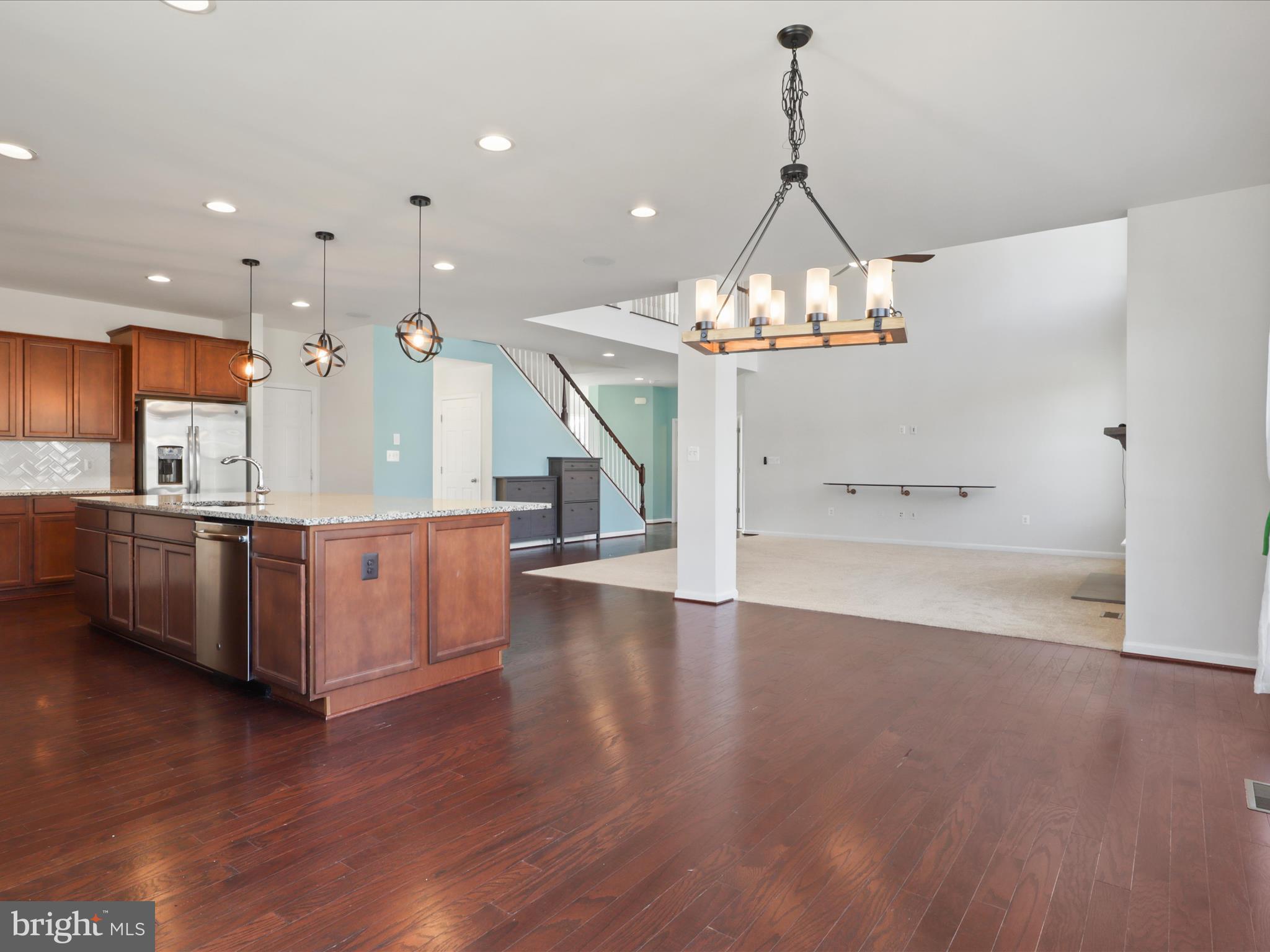 EAGLES POINTE WEST - Residential