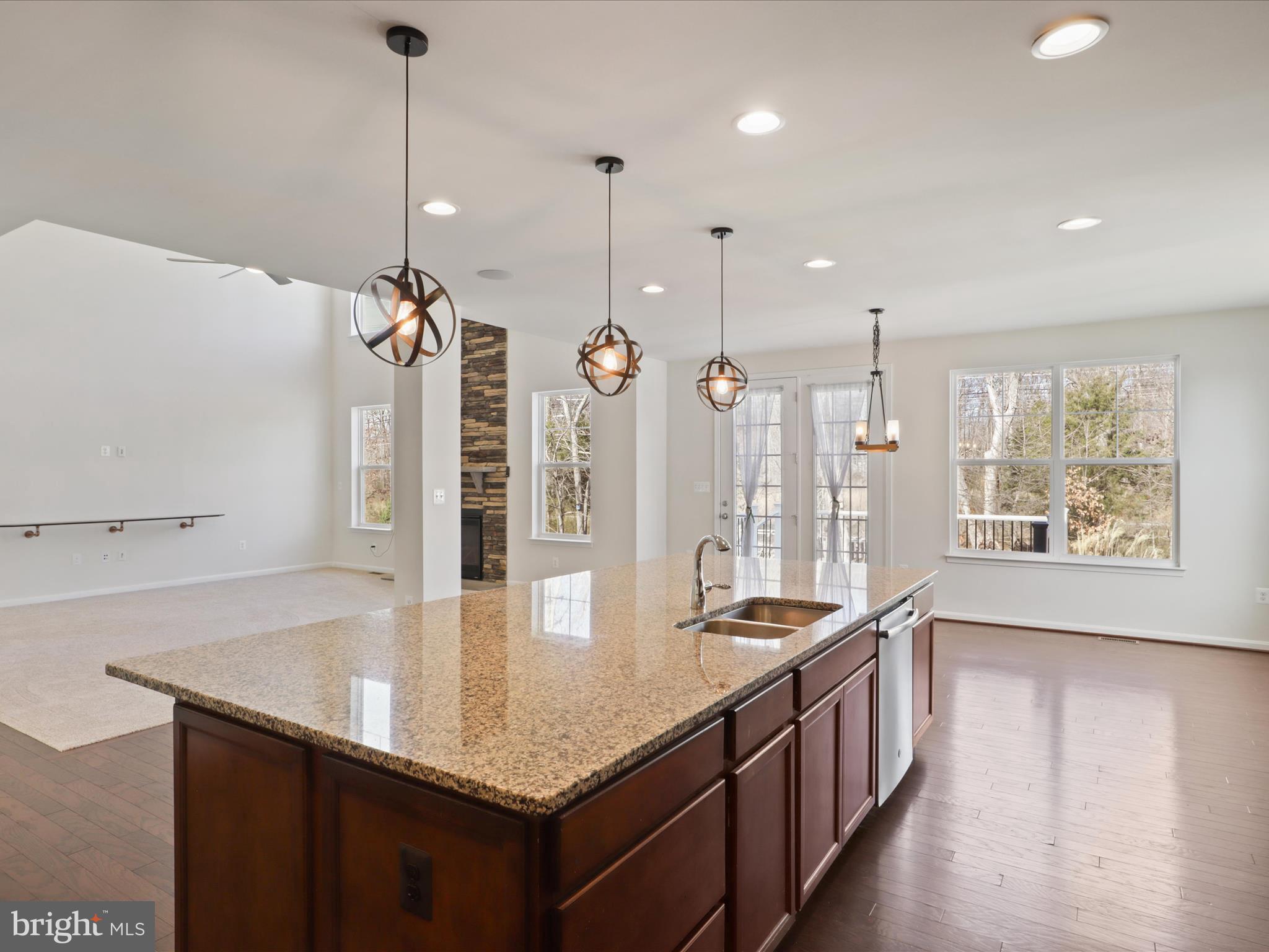 EAGLES POINTE WEST - Residential