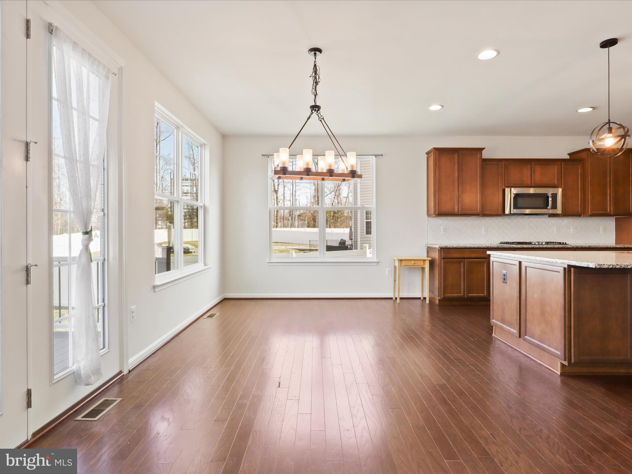 EAGLES POINTE WEST - Residential