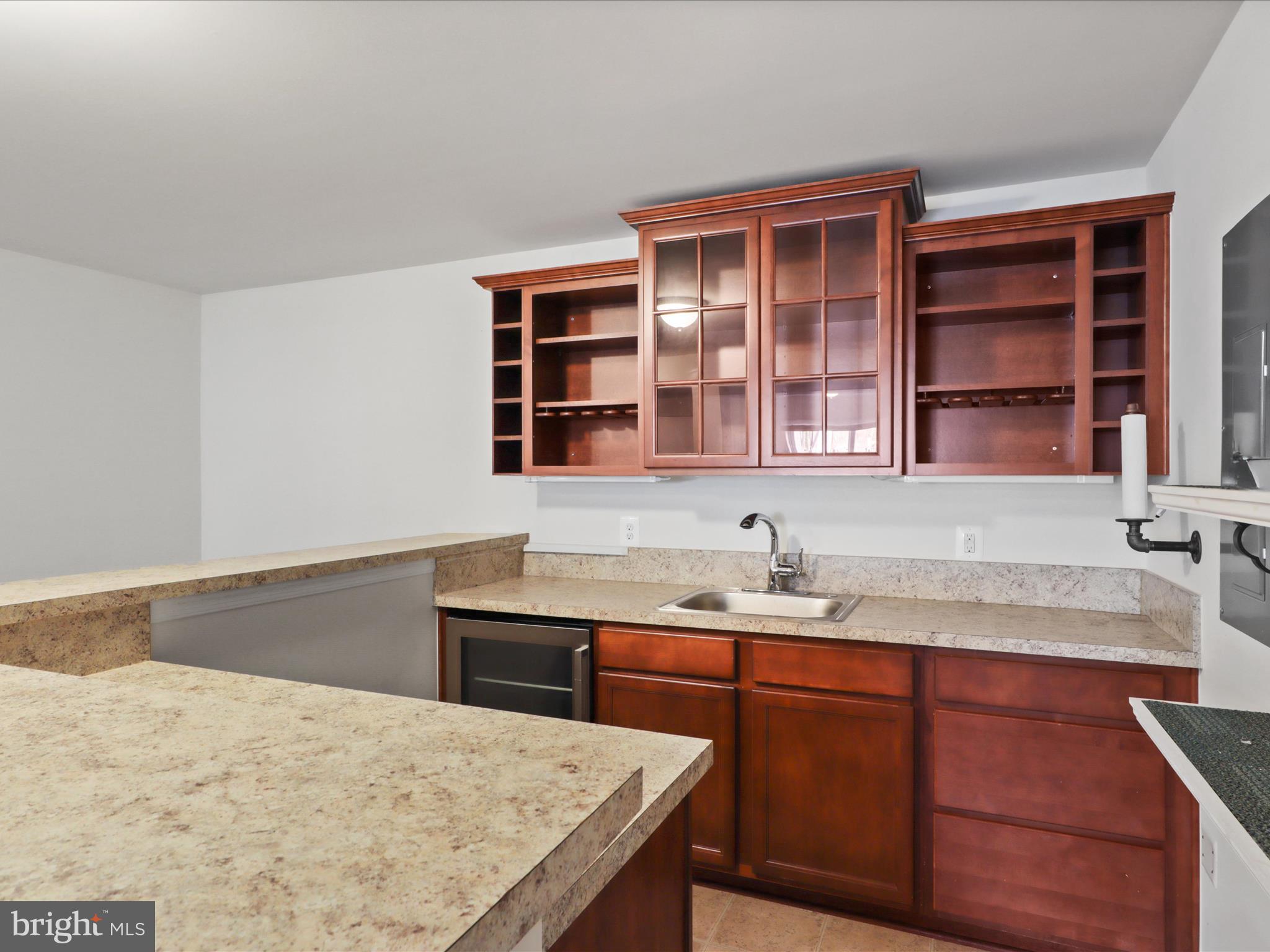 EAGLES POINTE WEST - Residential