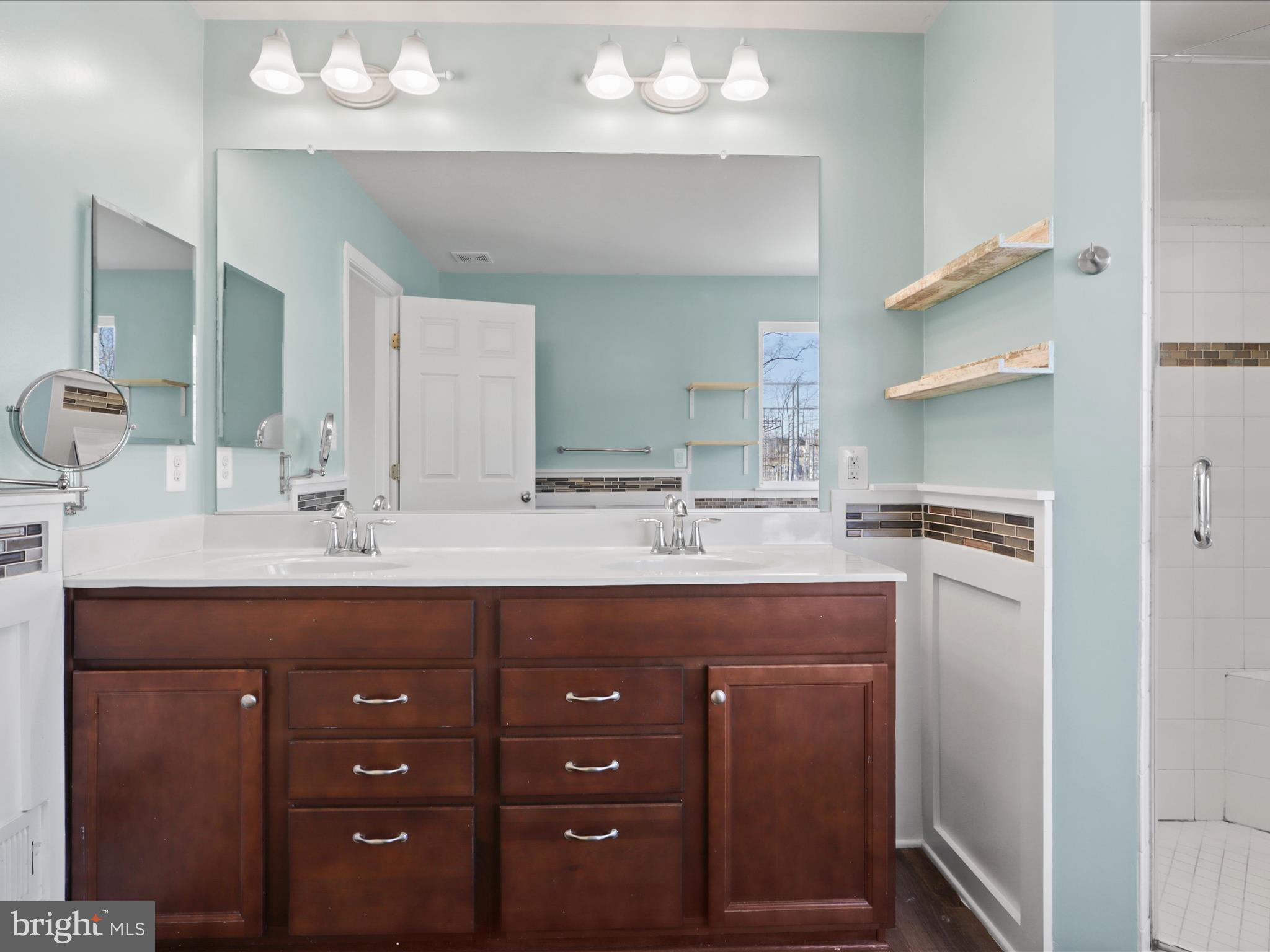 EAGLES POINTE WEST - Residential