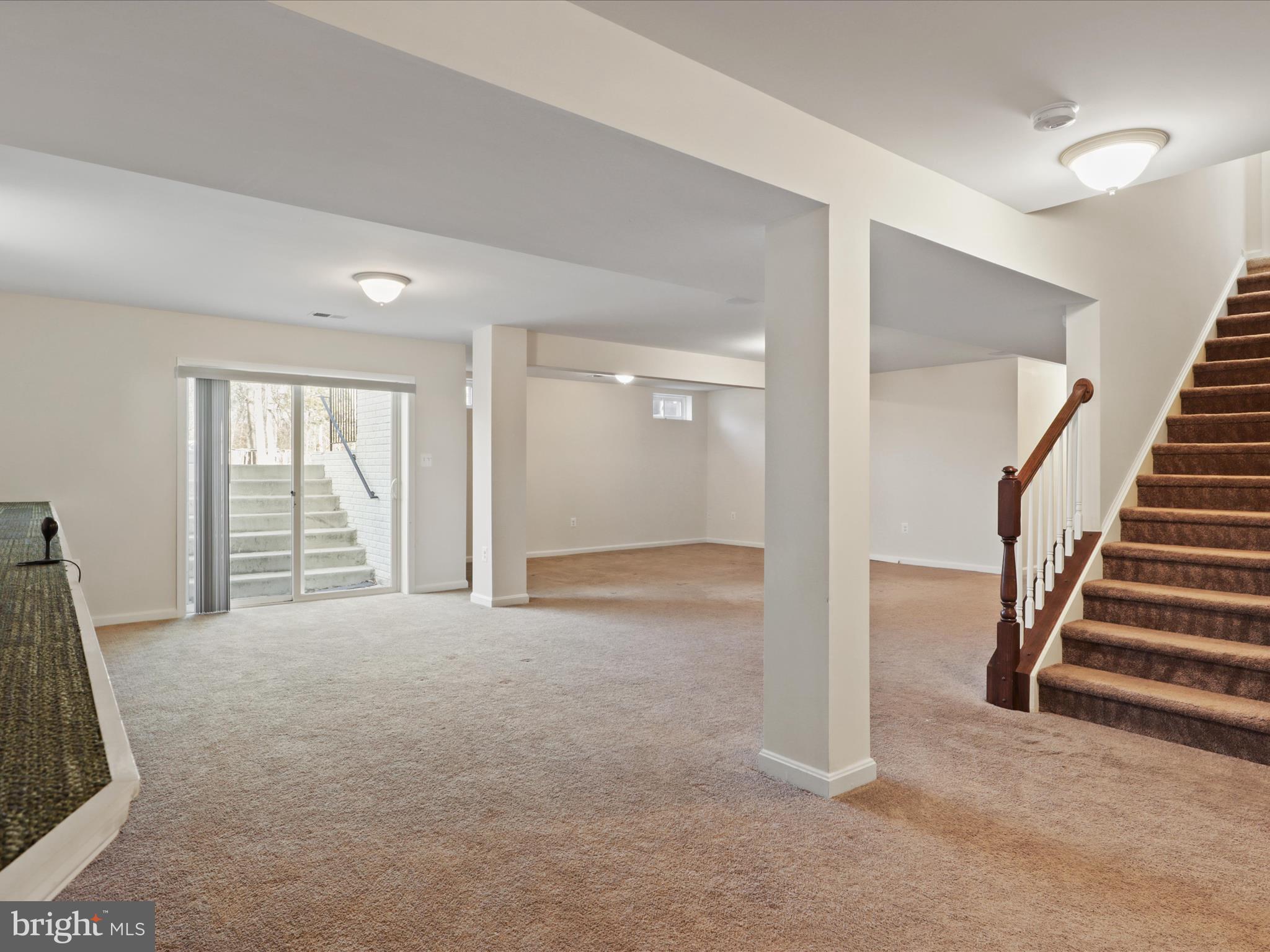 EAGLES POINTE WEST - Residential