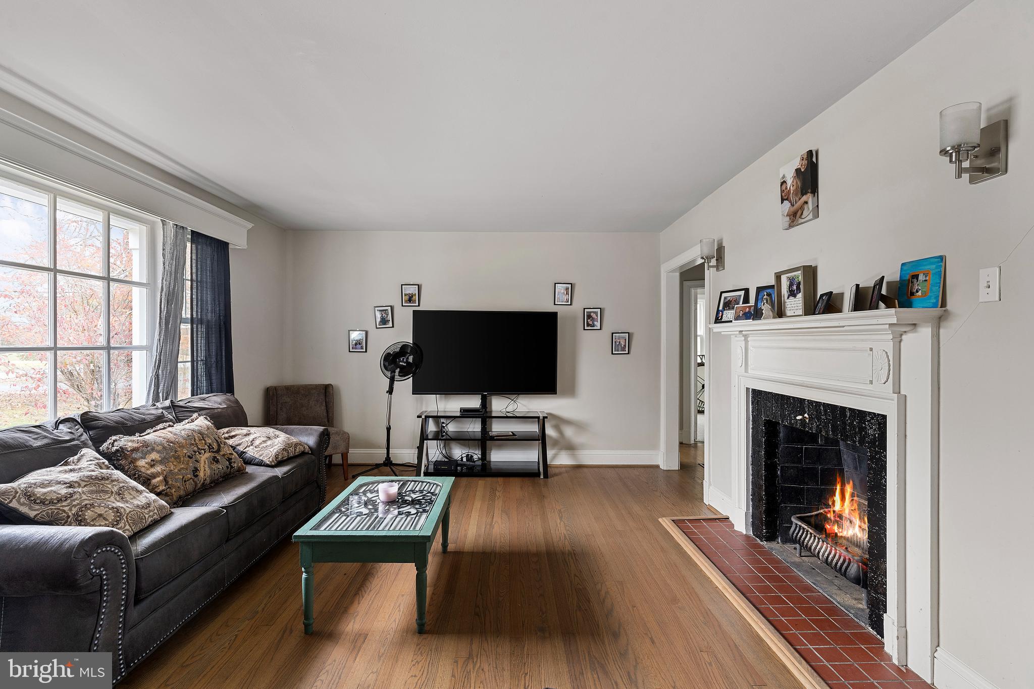 WHITE CREST - Residential