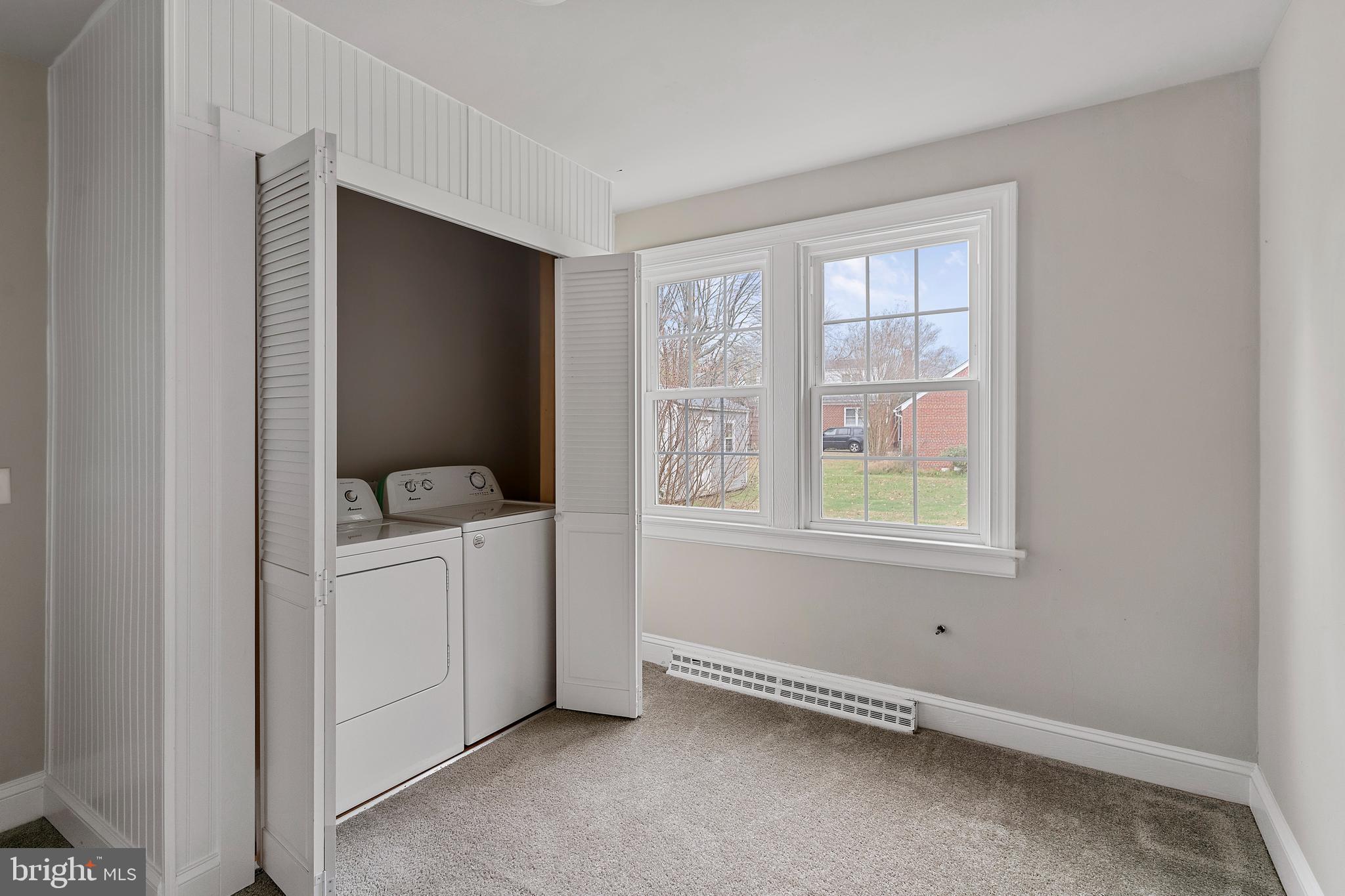 WHITE CREST - Residential