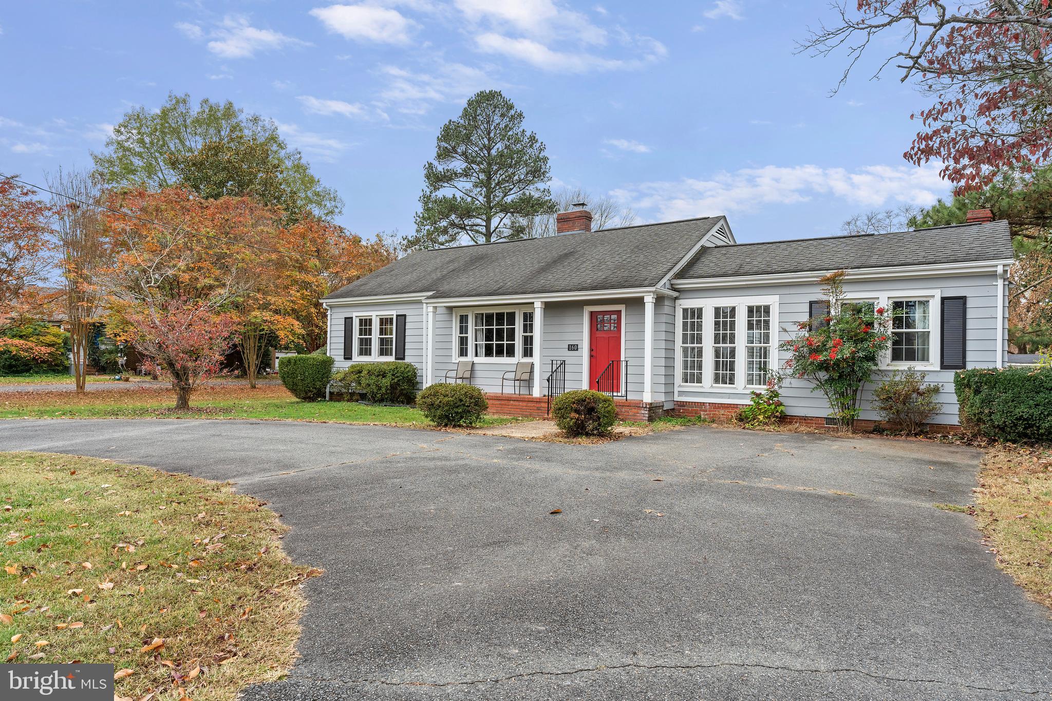 WHITE CREST - Residential