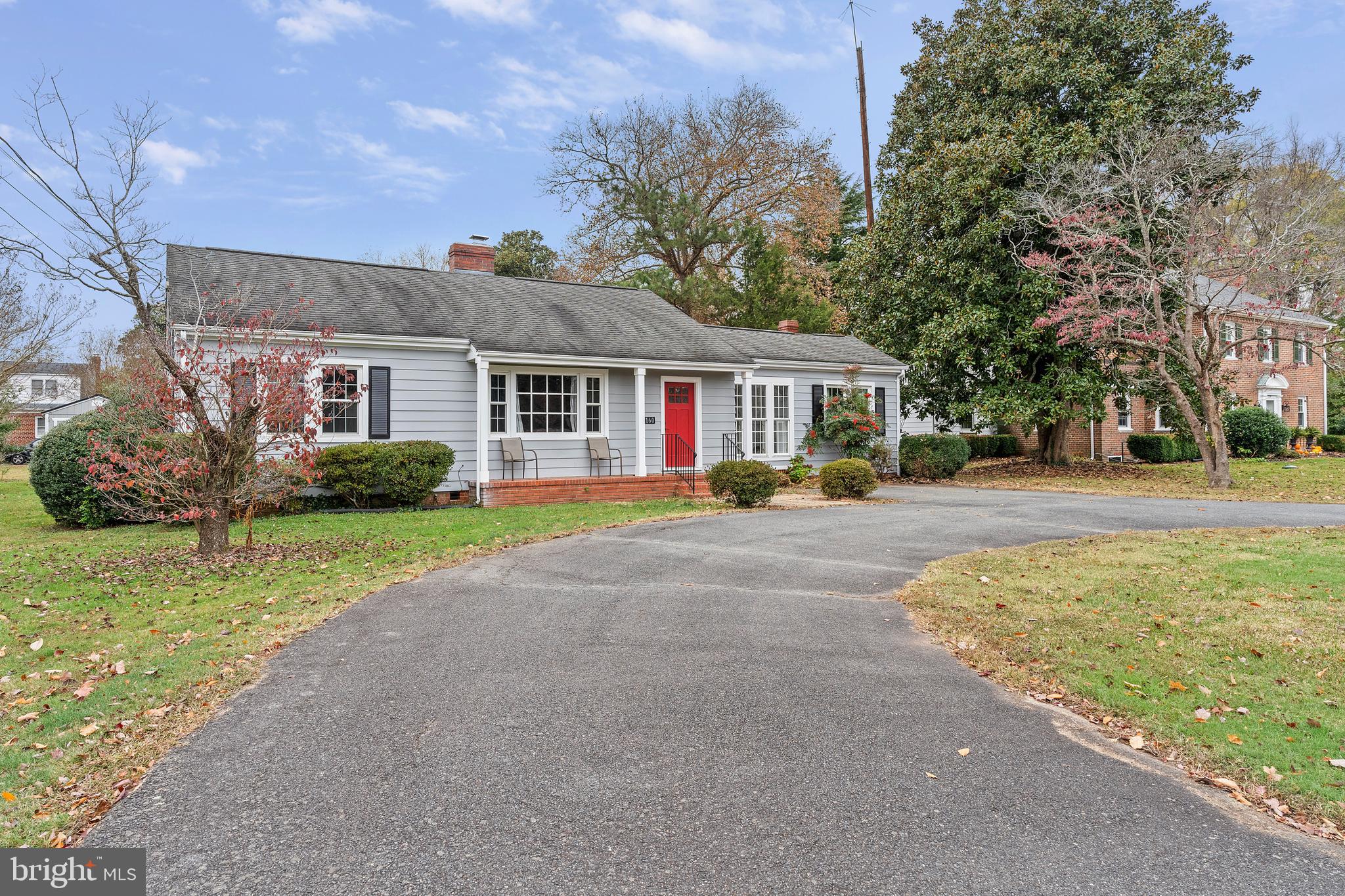 WHITE CREST - Residential