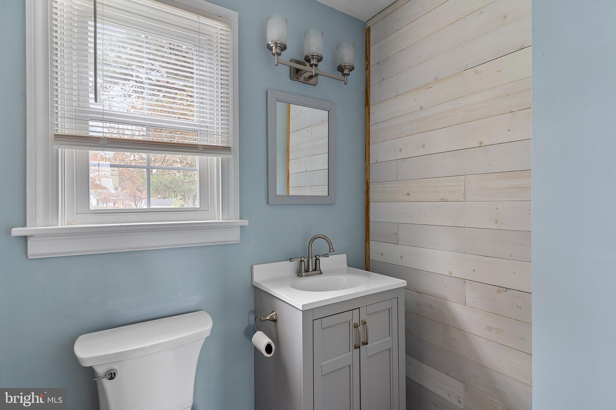 WHITE CREST - Residential