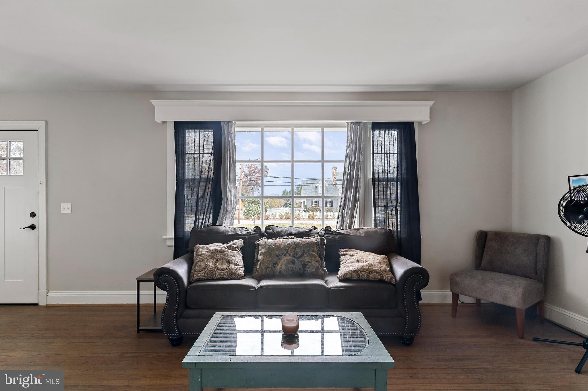 WHITE CREST - Residential