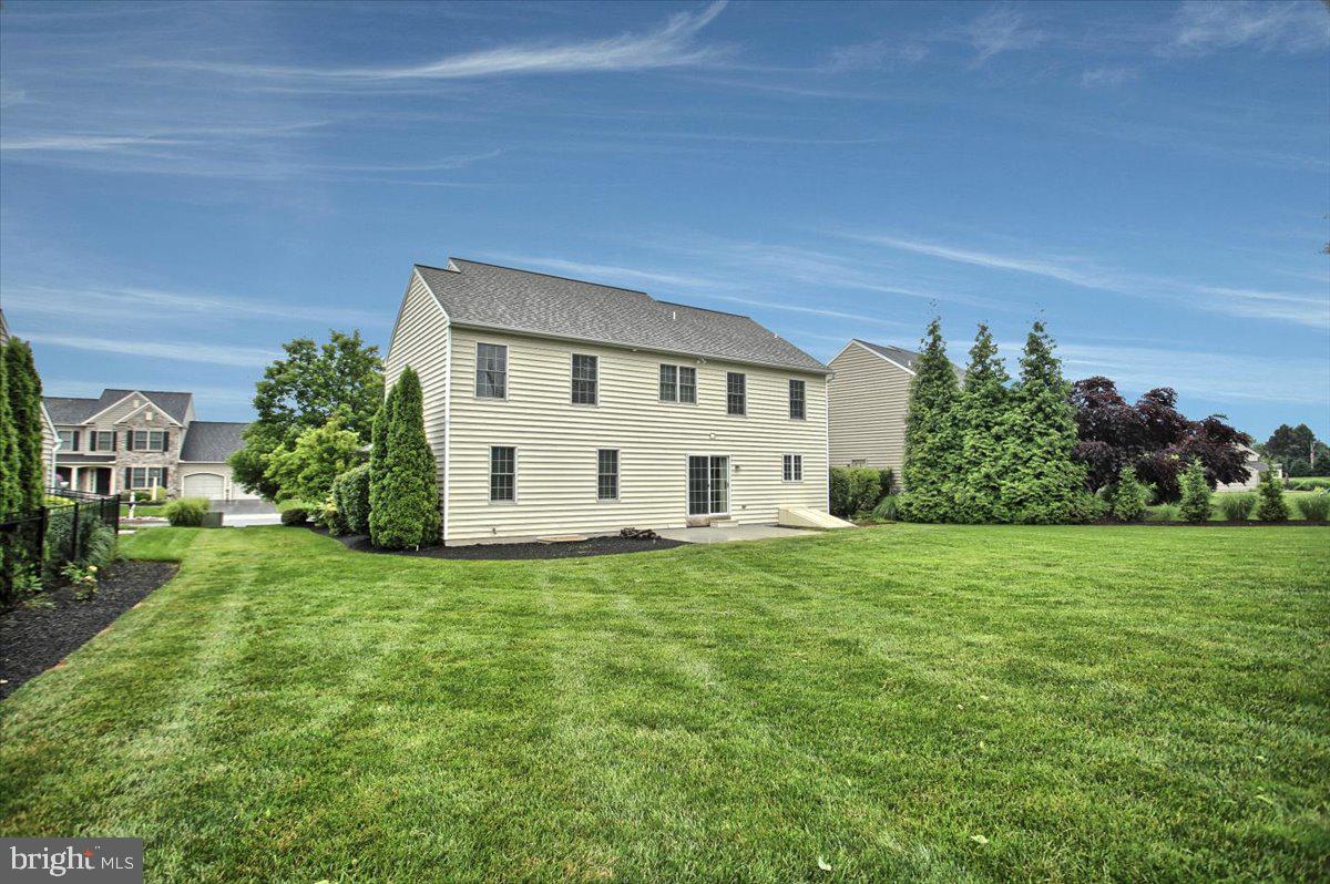 WINDING HILLS - Residential
