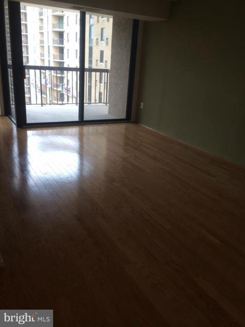 BRITTANY - Residential